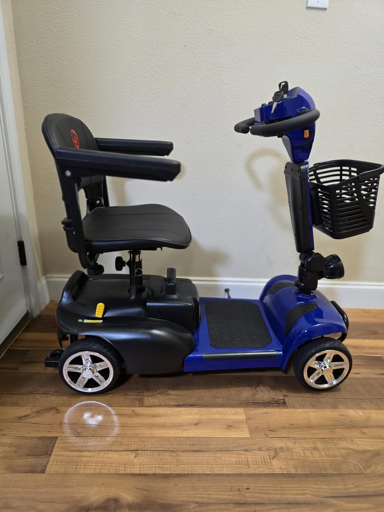 Ecomobi 32 Miles Heavy-Duty 1000W Mobility Scooter for Seniors & Adults | 500LBS Load, 15MPH, Bluetooth Speaker & GPS Tracker, Full Suspension, USB Charging & Dual Baskets, 20° Climbing customer photo 2