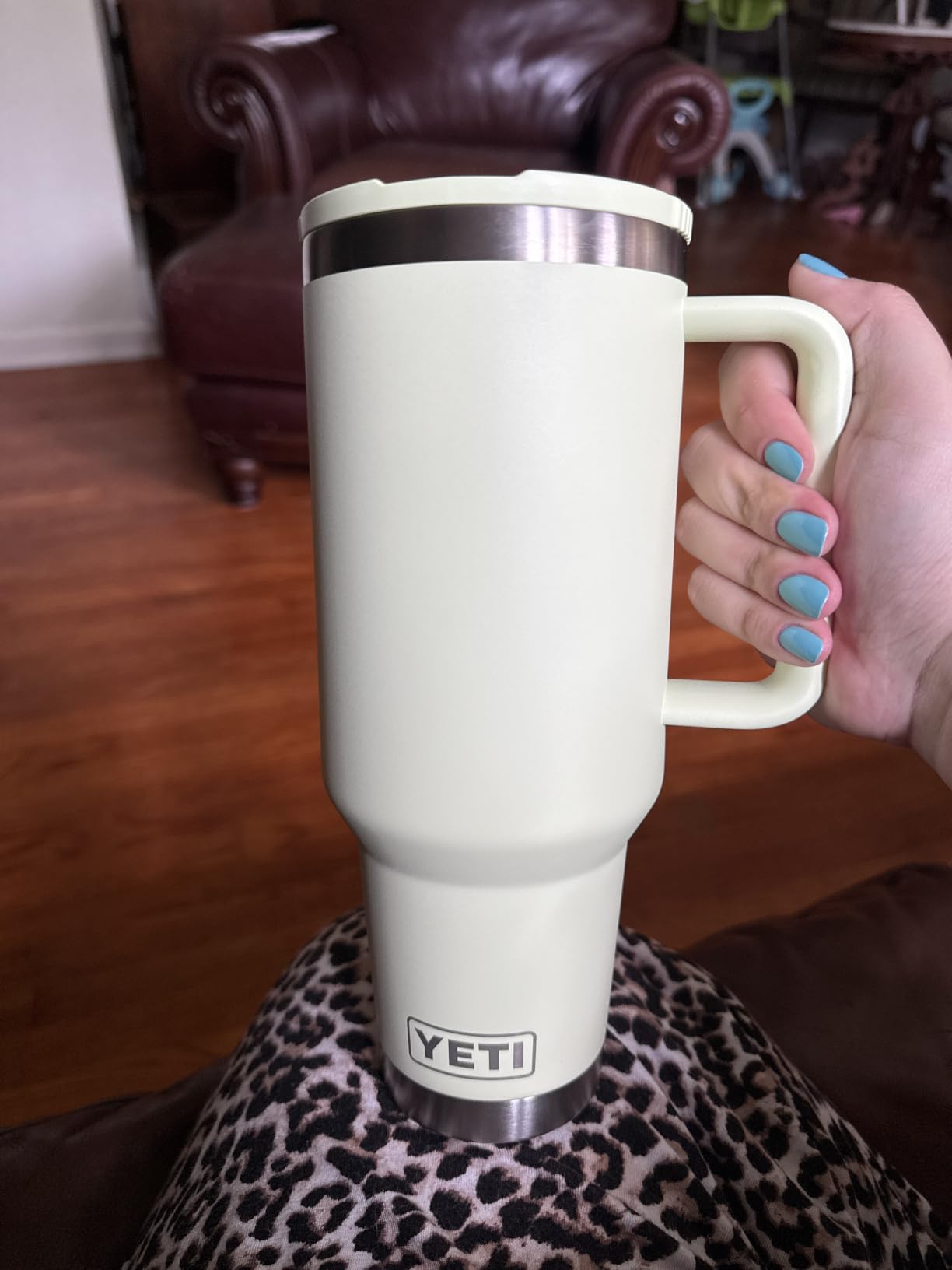 Rambler 40 oz Travel Mug with Flip Straw Lid - Stainless Steel, Vacuum Insulated, Leakproof, Cup Holder Friendly, Navy customer photo 1