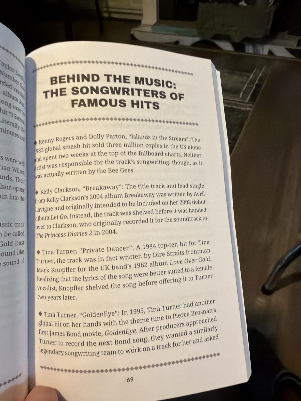 The Book For Men Who Have Everything: Unusual Knowledge and Boredom Busters for Intelligent Men customer photo 2