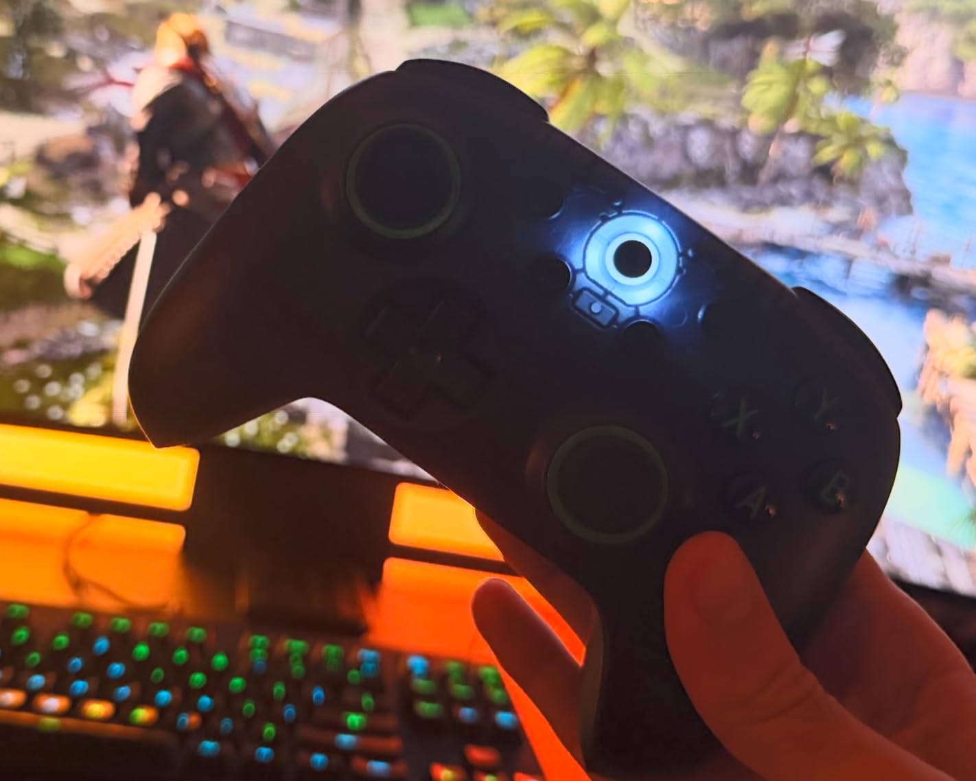 8Bitdo Ultimate 2C Wireless Controller for Windows PC and Android, with 1000 Hz Polling Rate, Hall Effect Joysticks and Triggers, and Remappable L4/R4 Bumpers (Transparent Black) customer photo 1