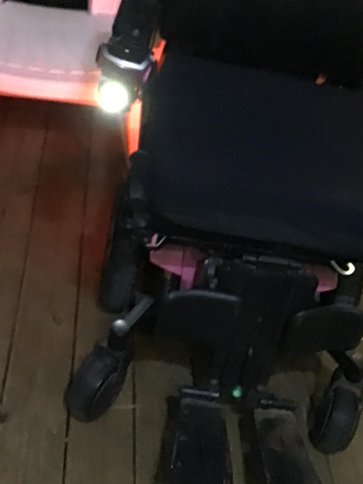 [2026 Upgrade] Hassky Electric Wheelchair for Adults Foldable, 15 Miles Range Motorized Wheelchair, All Terrain Power Wheelchairs for Seniors Supports Up to 350 lbs Black customer photo 2