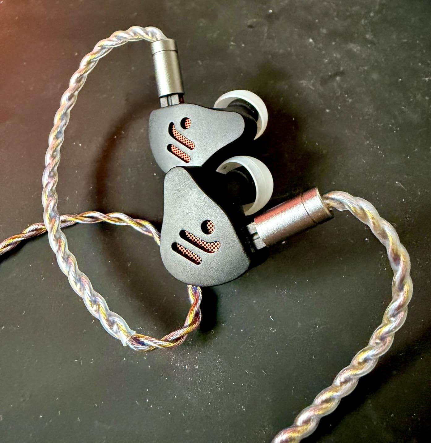 Fosi Audio IM4 Open-Back IEM Earphones, in Ear Monitor Wired Earbuds, 10mm Single Dynamic Driver, IEMs for Audiophiles, Gaming and Studio, 3.5mm 2-Pin 0.78mm Detachable Cables, N52 Dual Magnets customer photo 1