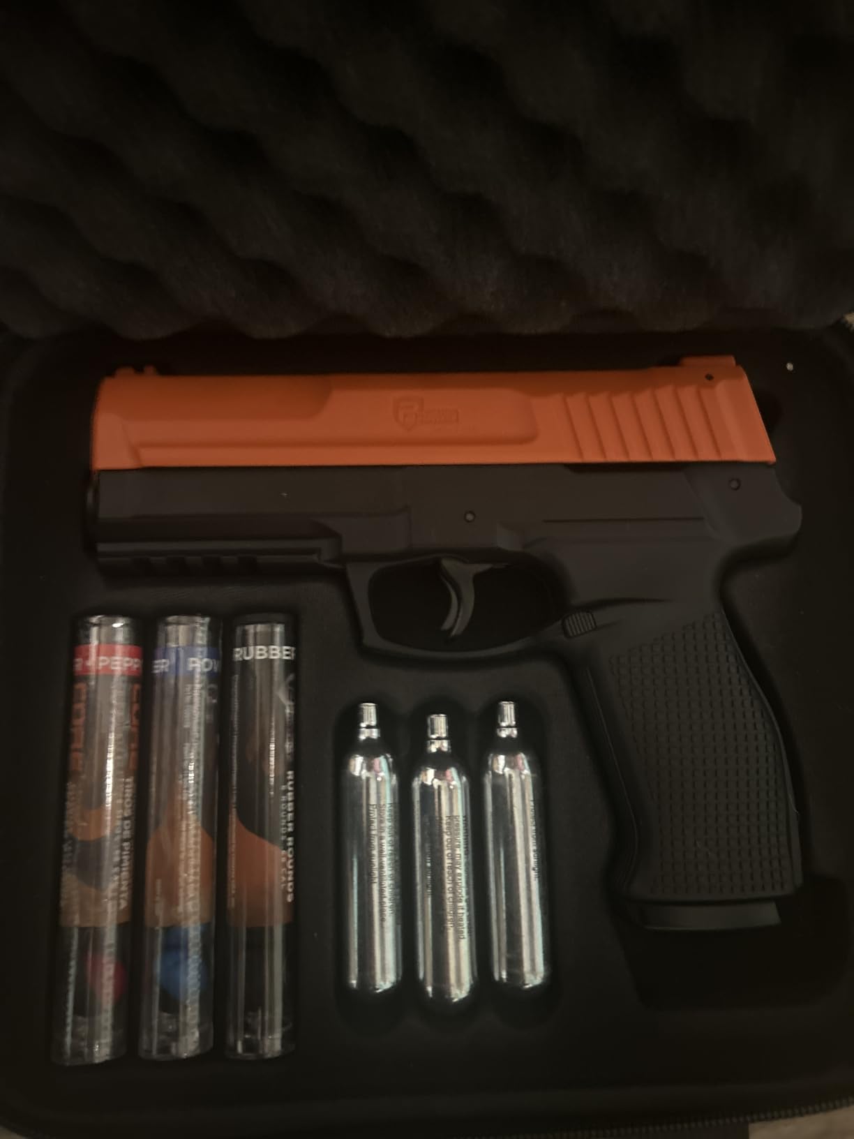 P2P Secure 68P .68 Cal CO2-Powered 6-Shot Launcher Starter Kit - Less-Lethal Personal Defense customer photo 1