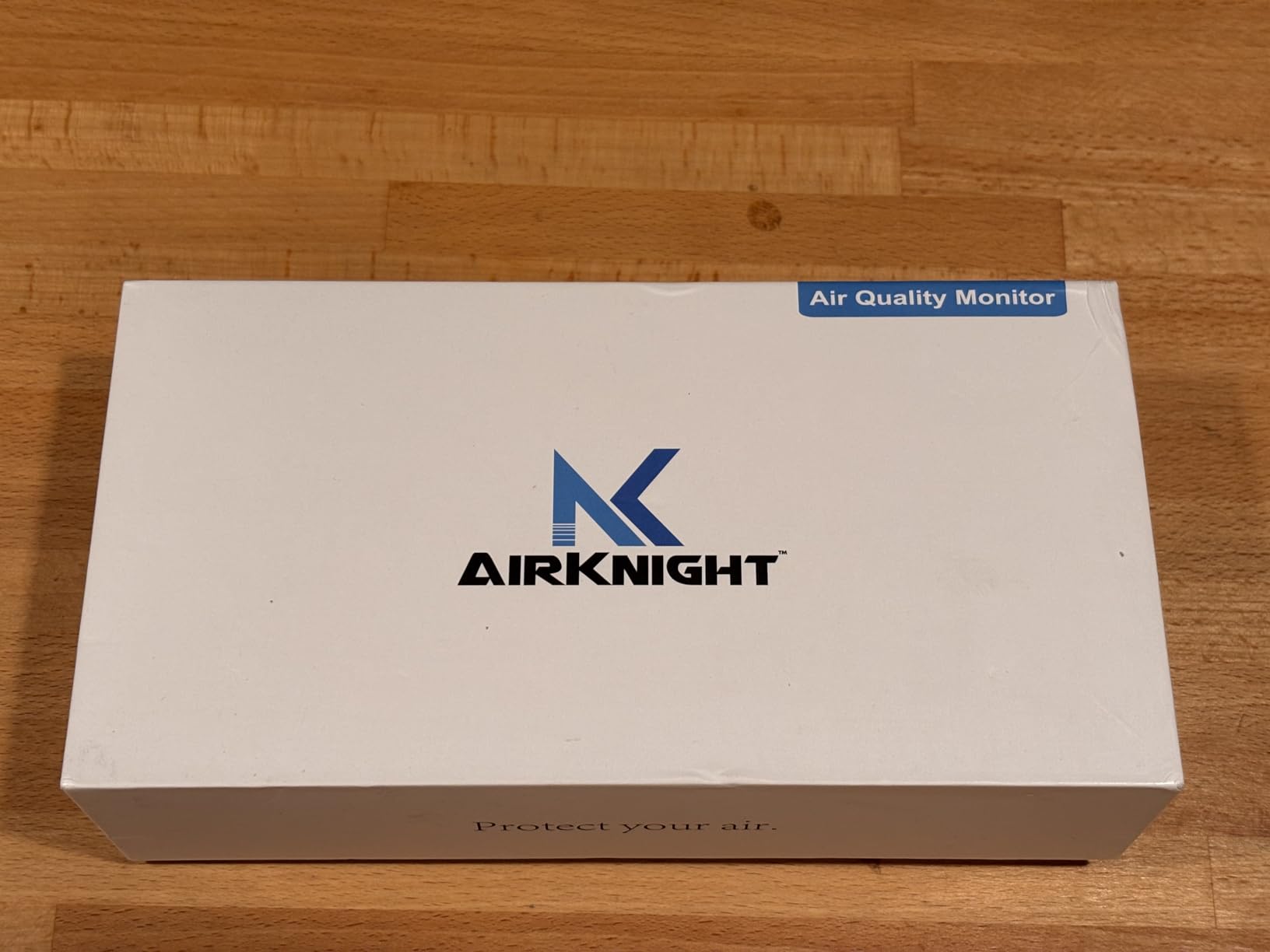 AirKnight Premium Indoor Air Quality Monitor Indoor & Air Quality Sensor. VOC Detector, CO2 Monitor, Formaldehyde Detector HCHO, AQI, PM2.5, PM10 Temperature Humidity Air AQI CO2 Meter (White) customer photo 2