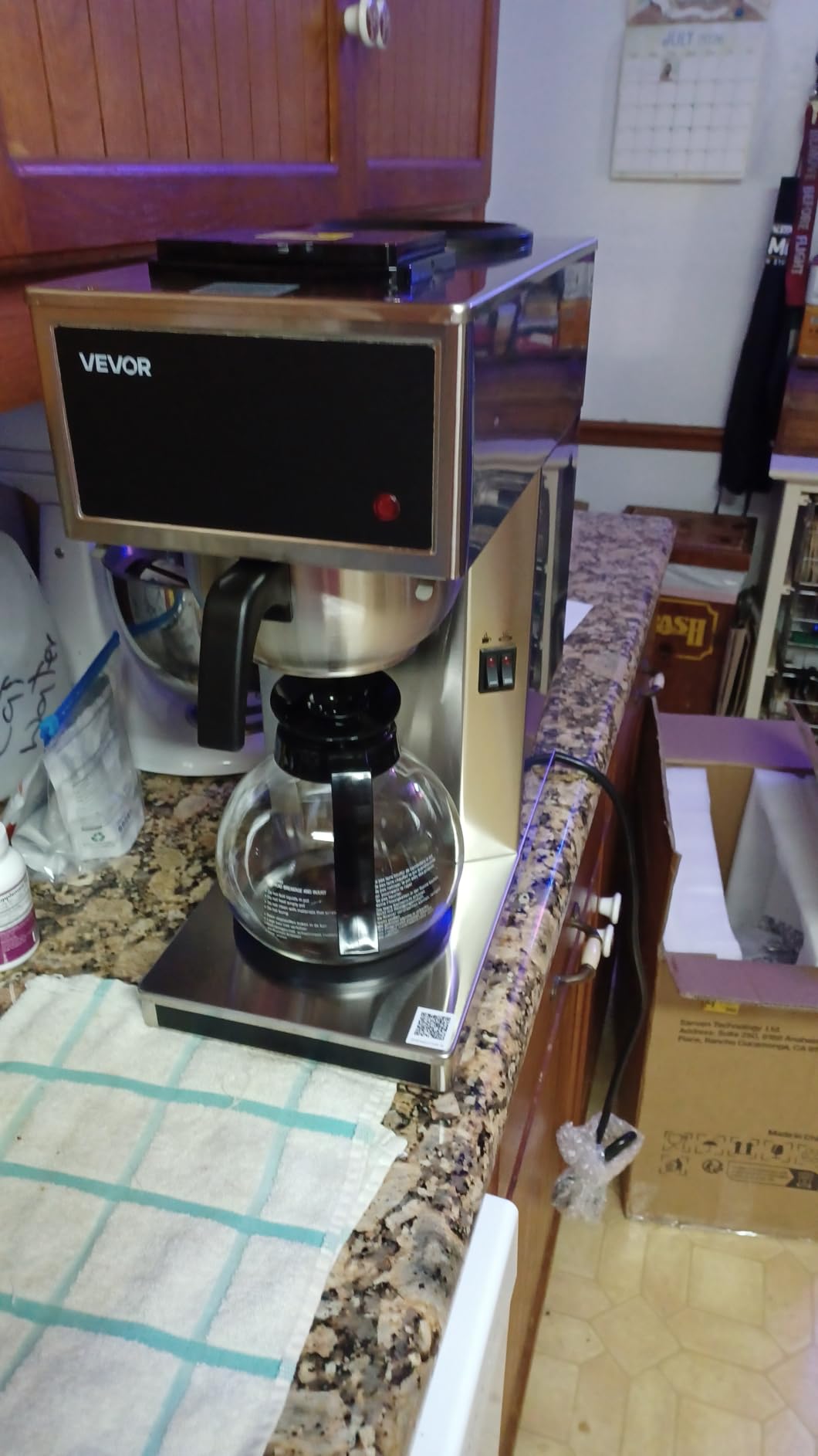 VEVOR Commercial Drip Coffee Maker 12 Cups Coffee Machine Drip Style | High Efficiency for Restaurant Office Home, Stainless Steel Coffee Brewer, with 2 Glass Carafes and 2 Decanter Warmer Plates customer photo 2