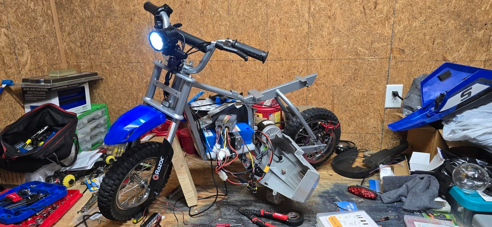 36V7.8Ah Lithium Battery Pack, Built-in 30A BMS(0-750W Motor),Includes 2A Charger, XT60&SM Connector, for Jetson Bolt Pro and DIY Projects, 7.48x2.75x2.75 in customer photo 1