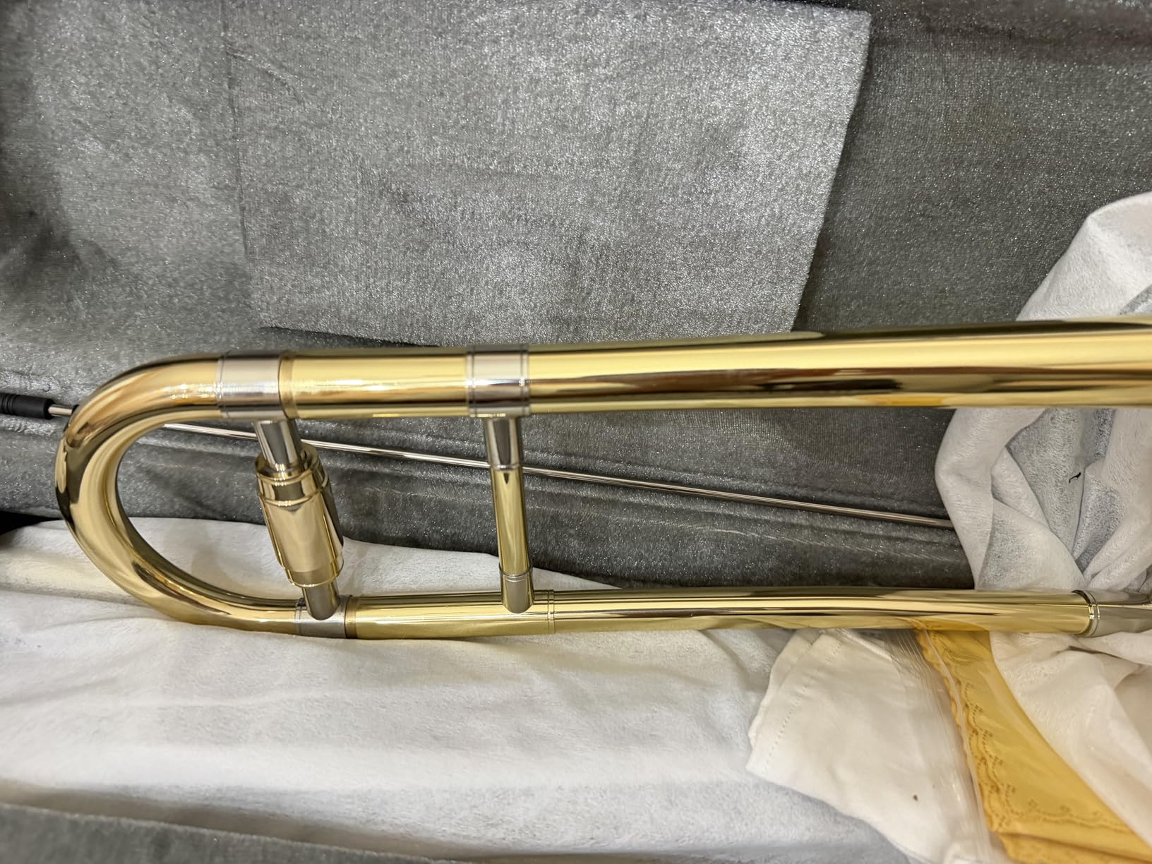 SONICAKE Bb Alto Slide Trombone for Beginners Students - Gold Lacquer Brass Trombone Full Kit with 7C Mouthpiece, Hard Case, Gloves & Cleaning Kit QTB-01 customer photo 2