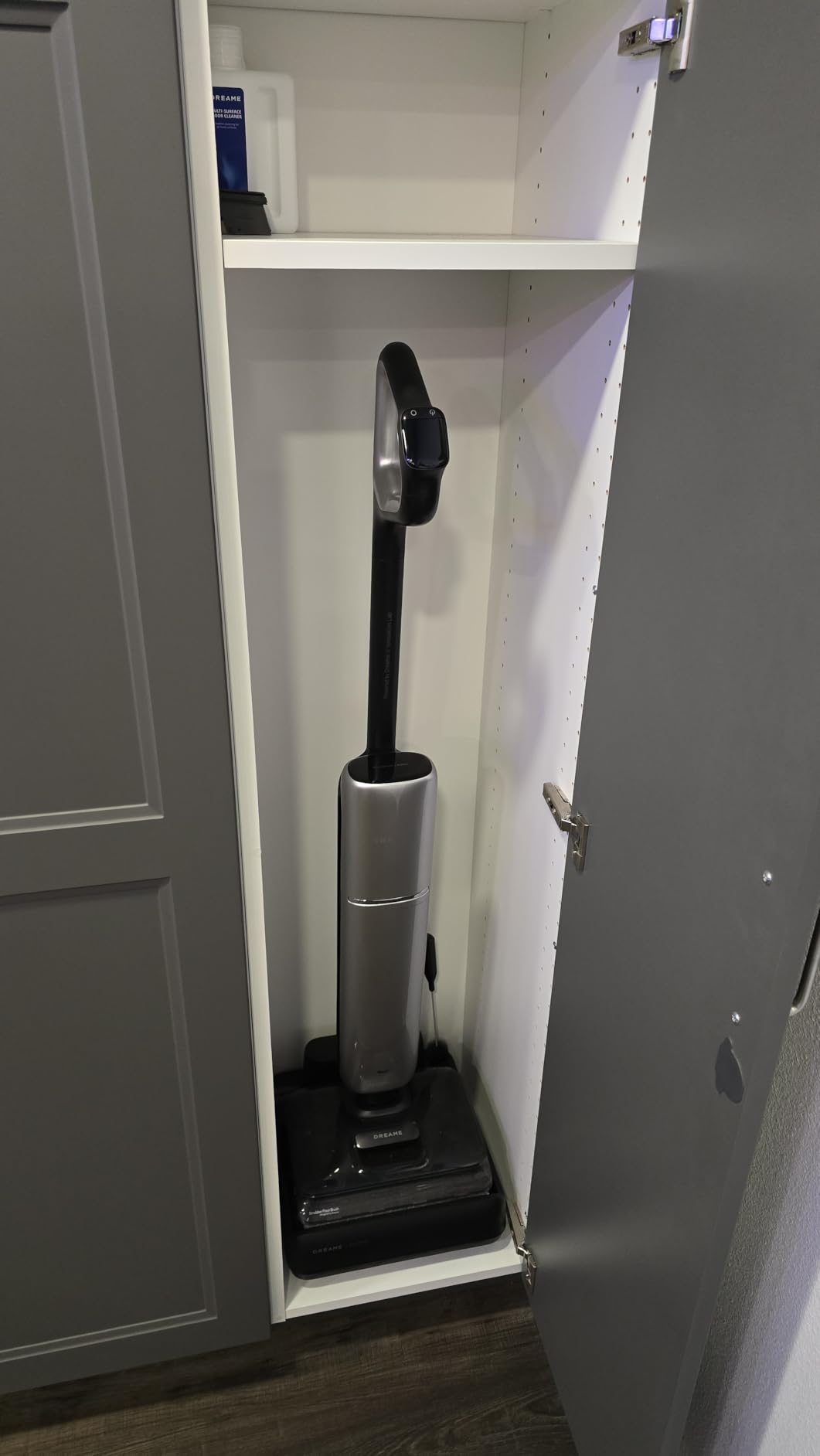 DREAME Aero Pro Wet Dry Vacuum Mop, Ultra-Slim with Hot Self-Cleaning/Self-Drying, 0 Hair Tangle Great for Pet Owner, Powerful Wet Dry Vacuum with 60min Runtime, Pick-up & Mop at The Same Time customer photo 1