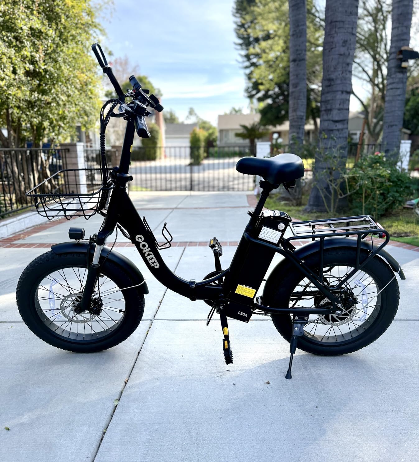 36V E-Bike Battery, Silver Fish Lithium-ion Battery, Safe Lock, Led Indicator Light, with 30A BMS for 250W/350W/500/750/900/1000W Motors (36V 10.6AH) customer photo 1