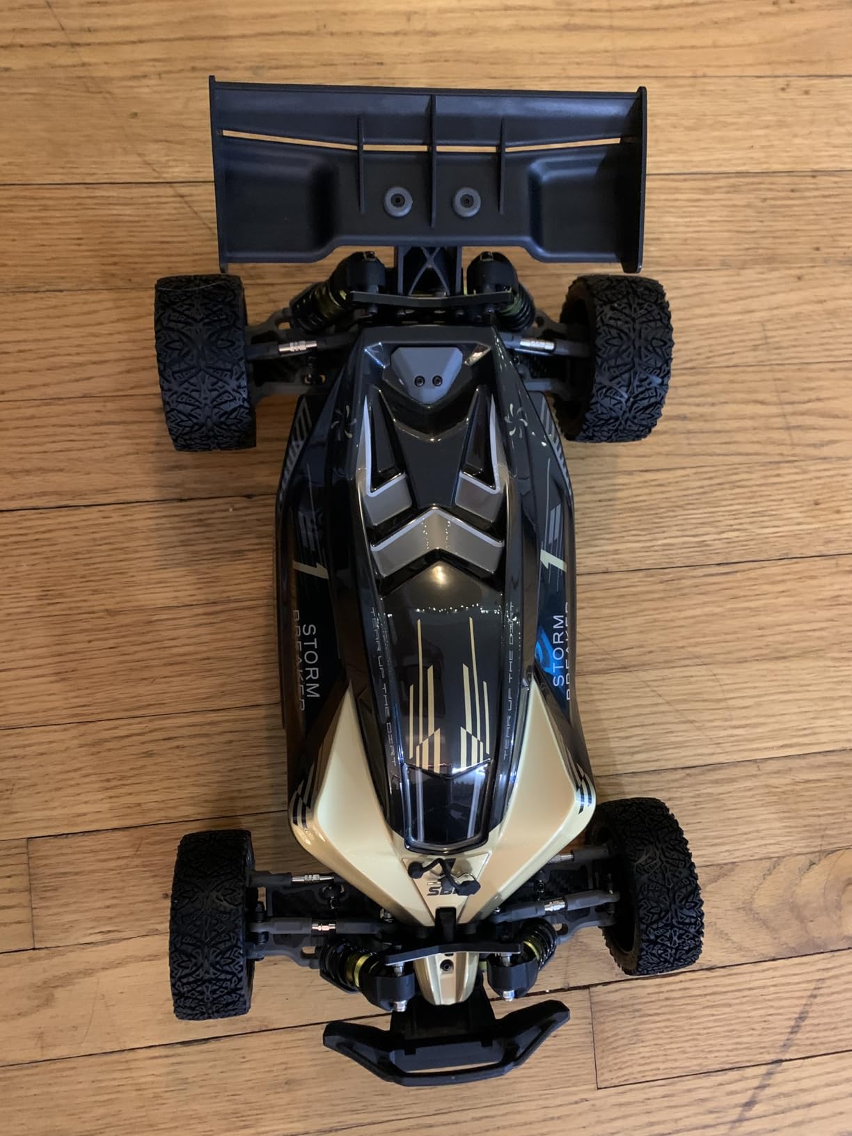 RLAARLO 1/10 Brushless RC Cars, 4x4 Buggy, 50+ MPH, Carbon Fiber, Ages 8+ | 3650-2650KV Brushless Motor, 4WD, 3S LiPo, Alloy Chassis, Sealed Diffs, 20kg Servo, 6CH Radio, Waterproof, All-terrain customer photo 2