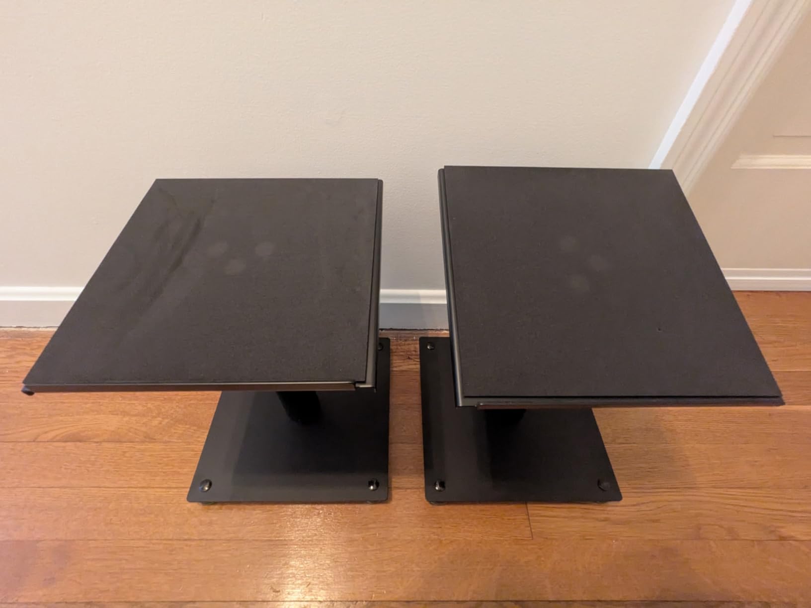 Vondynote Desk Studio Monitor Stands 11