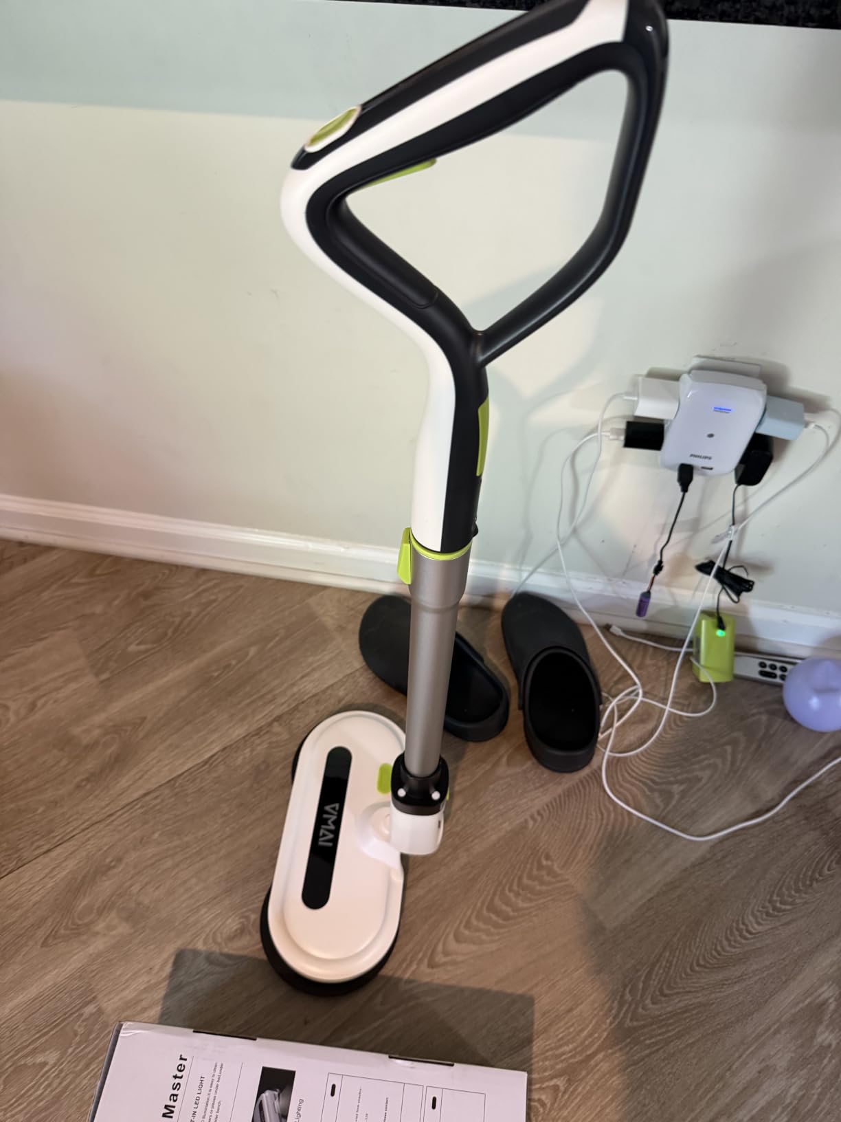 VMAI Cordless Electric Floor Scrubber & Mop with Cleaning Solution | Detachable Battery, Floor Scrubber Machine with Spray & LED Headlights for Tile Hardwood, Self-propelled Electric Spin Mop customer photo 2
