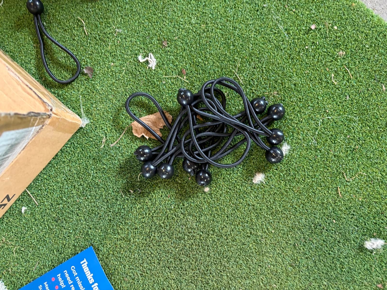 ZEALFEEL 9x7ft Golf Simulator Impact Screen with 10 Bungee Cords | 4:3 HD Visual, Durable & Thicker 2 Layer Impact Screen, 14 Reinforced Holes & 4 Rope Loops for Easy Setup, Home/Indoor/Garage customer photo 1