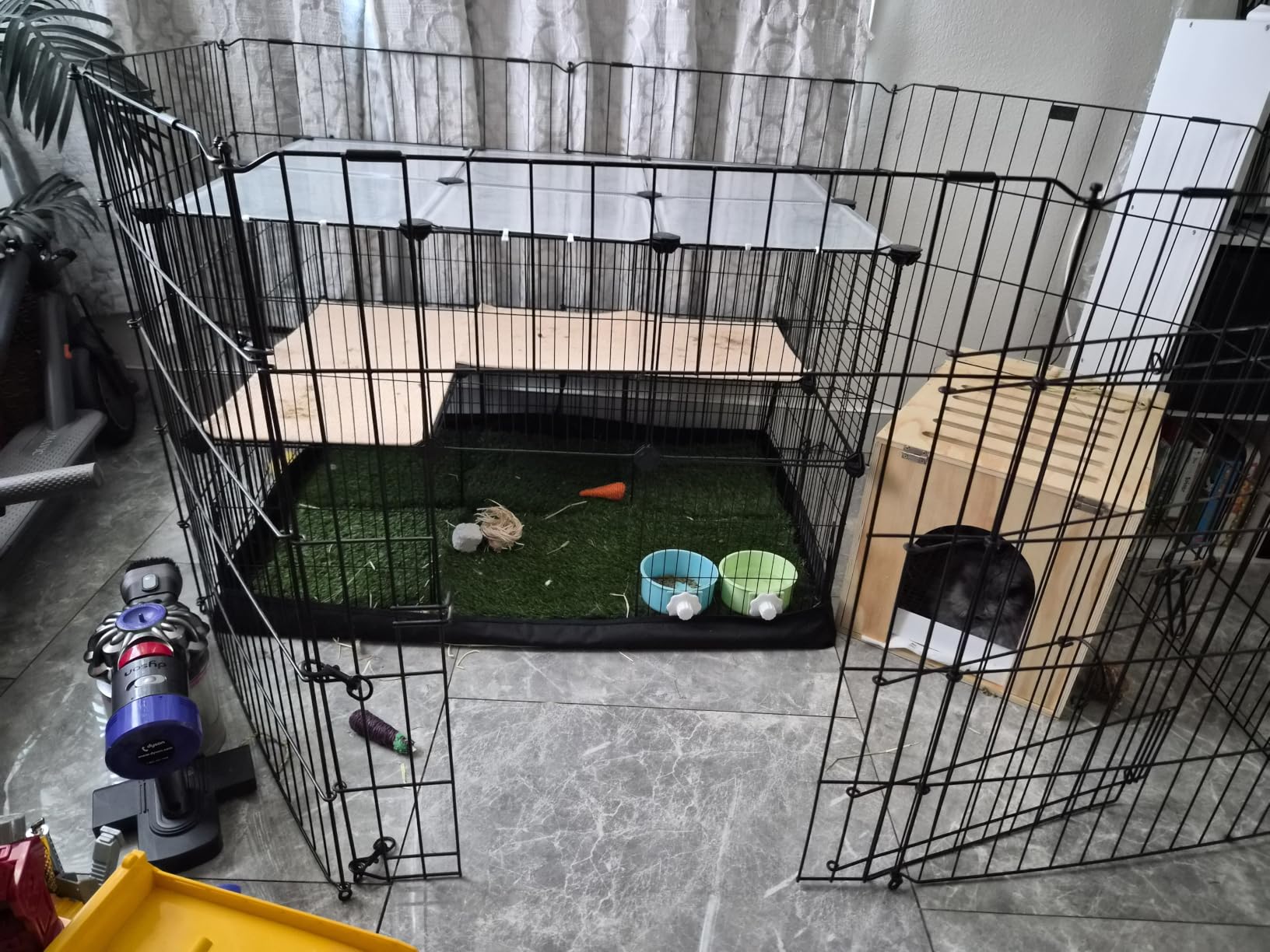 SONGMICS Guinea Pig Cage, Rabbit Cage, Small Animal Playpen with Waterproof Mat, Top and Side Door, 20 Panels, 48.4 x 24.8 x 16.3 Inches, Ink Black ULPI012BH01 customer photo 2