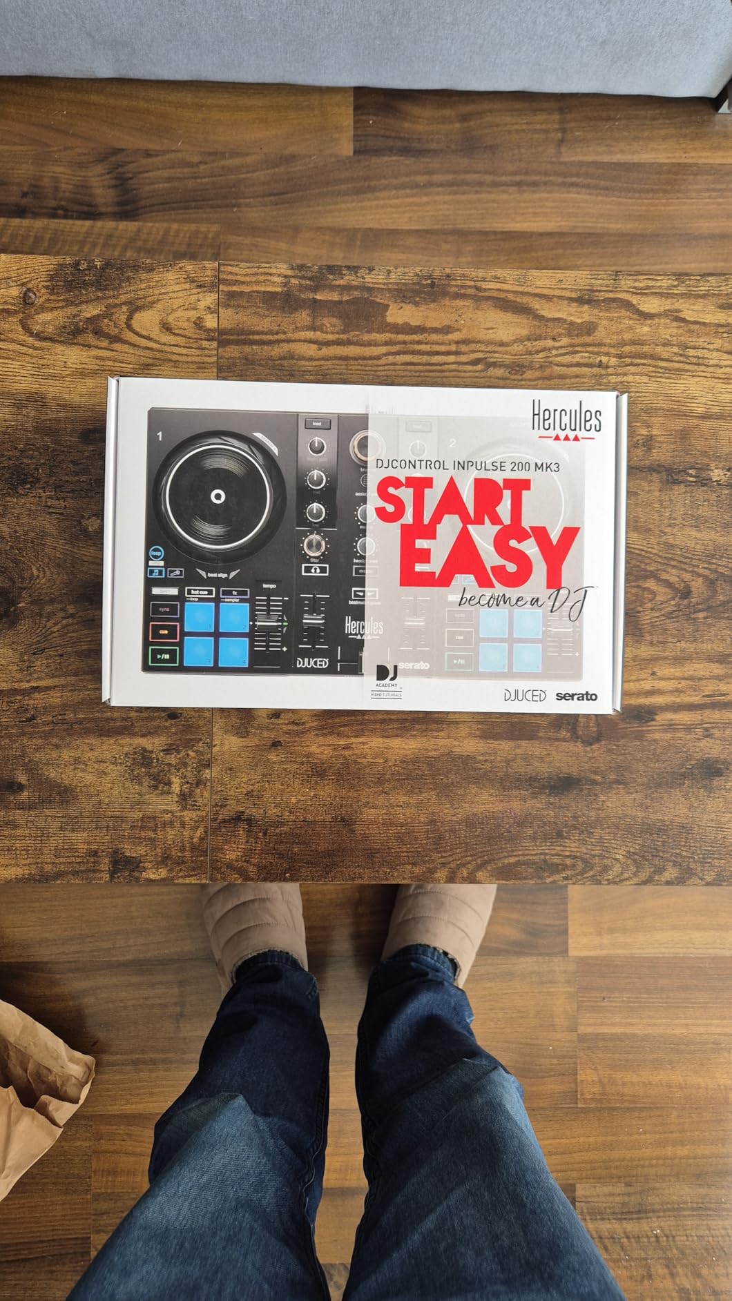 Hercules DJControl Inpulse 200 MK3 - Ideal DJ Controller with Serato Lite customer photo 2