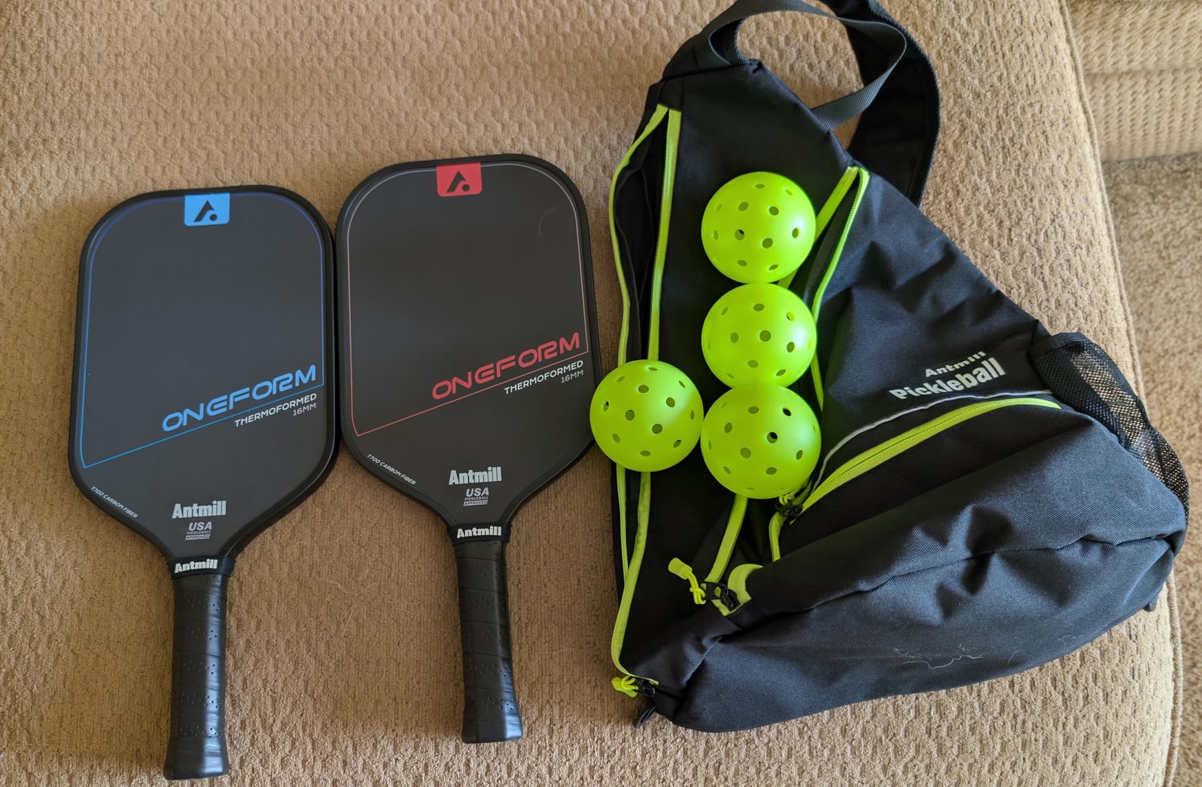 Pickleball Paddles Set of 2 - Thermoformed T700 Carbon Fiber Paddle Set, USAPA Approved customer photo 2