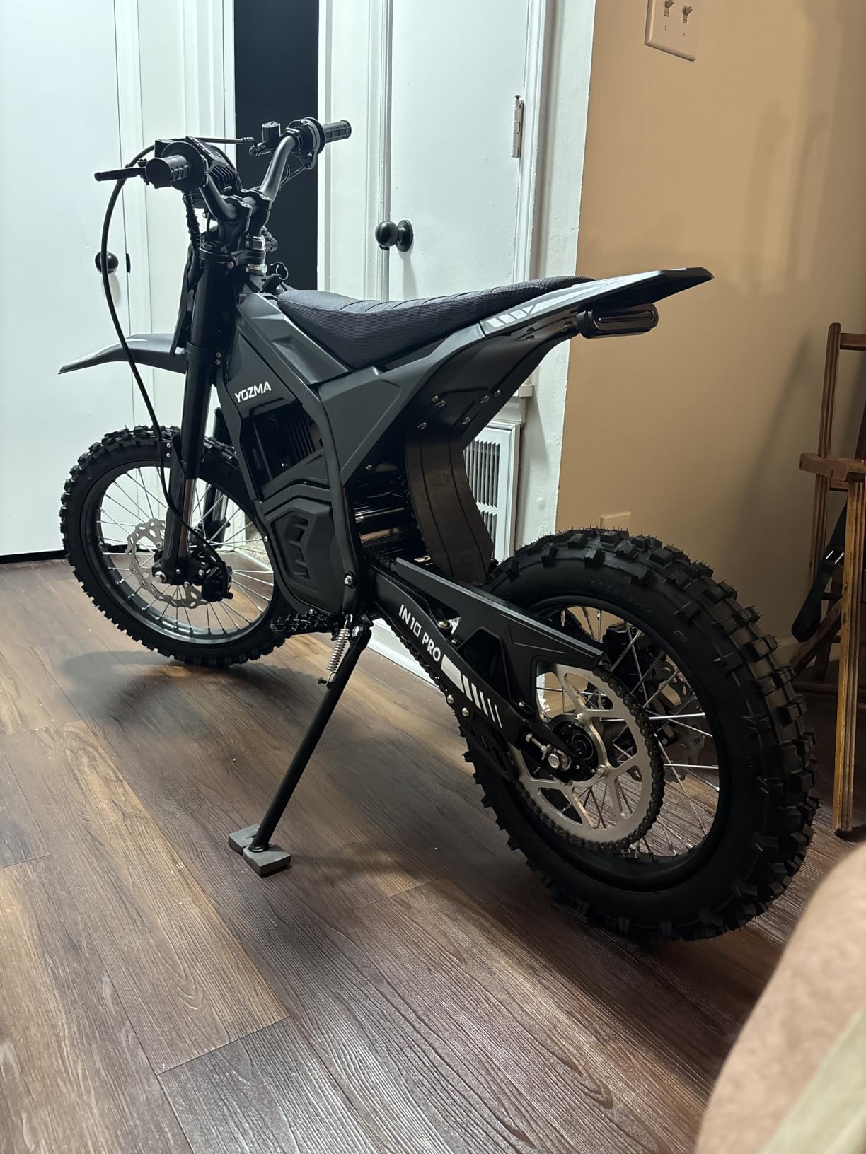 Yozma IN10 Pro Electric Dirt Bike, 5500W, 50MPH, 60 Mi Range, 17