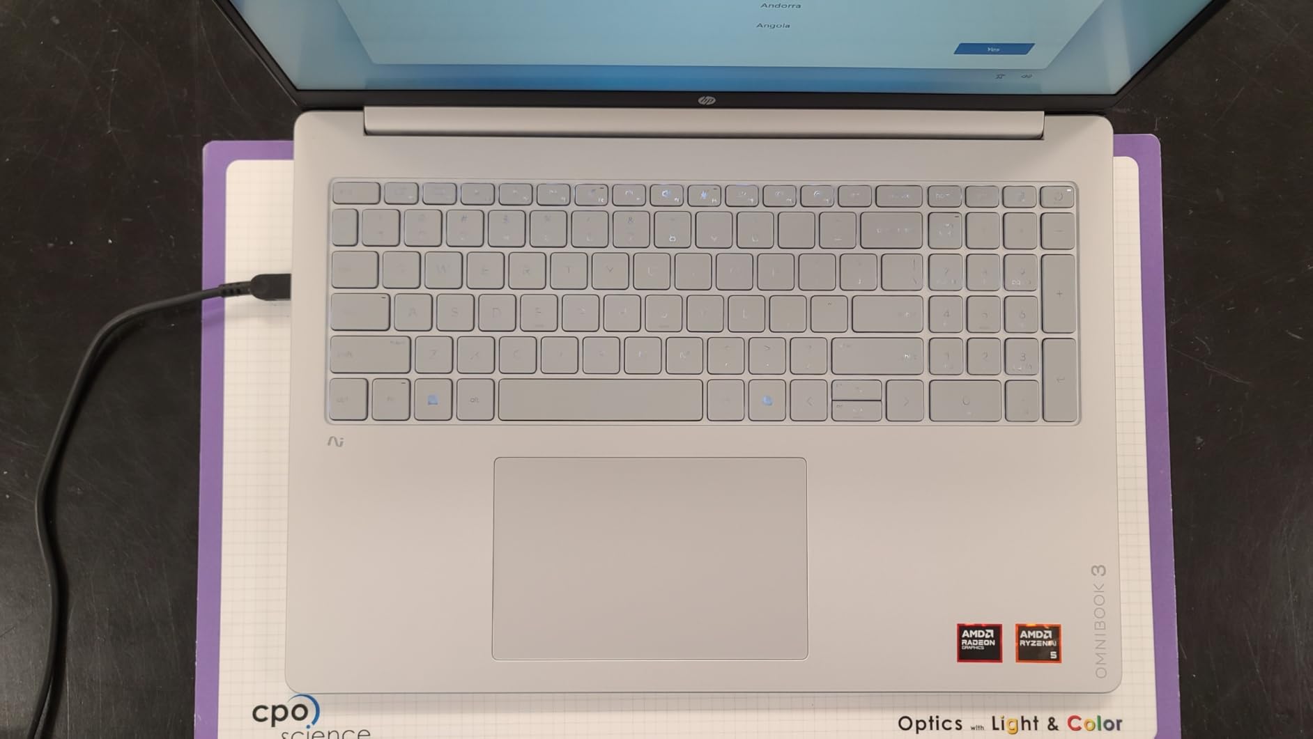 HP OmniBook 3 16 inch Next Gen AI PC, 2K Touchscreen, AMD Ryzen AI 5 430, 16 GB RAM, 512 GB SSD, AMD Radeon 840M GPU, Windows 11 Home, Glacier Silver customer photo 2