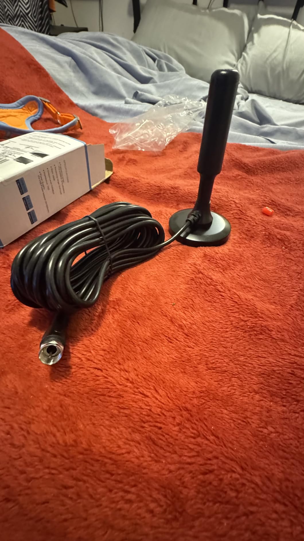 TV Antenna Indoor for Local Channels, Digital Antenna for Smart TV Indoor | Easy Installation Support 4K 1080p Channels Strong Magnetic Base-16.5 ft Long Cables (Black Upgrade) customer photo 2