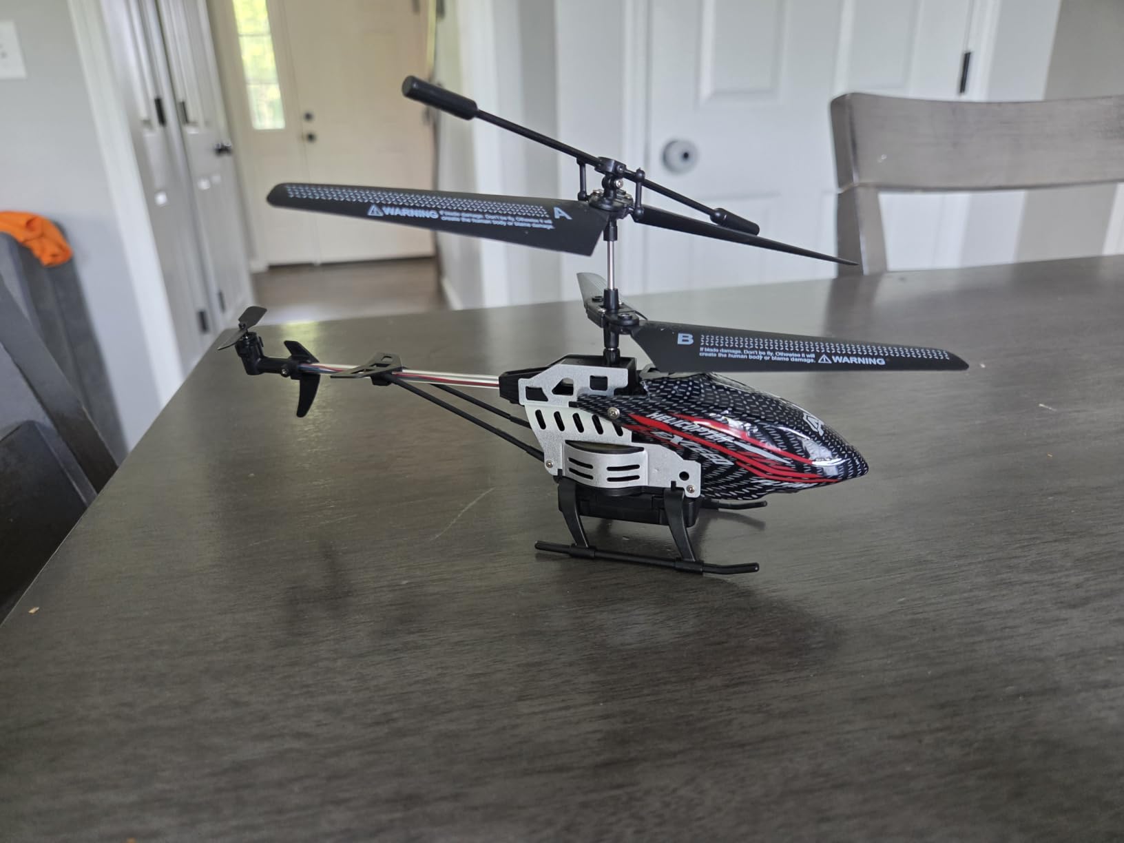 RC Helicopter, Remote Control Helicopter for Kids with 45 Mins Flight Time (3 Batteries), One-Key Take-Off/Landing, 7-Color LED Lights, Ideal Flying Toys for Beginners, Great Gift Choice customer photo 1