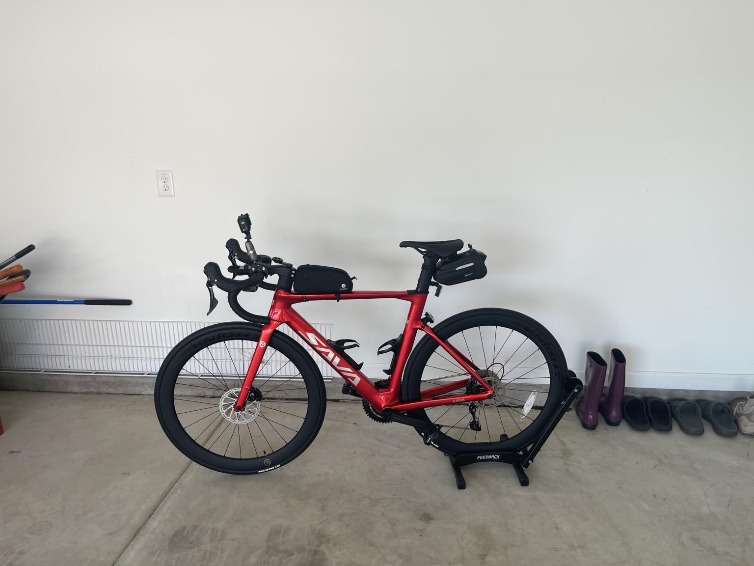 Full Carbon Racing Bike A7L Pro 2026 - Carbon Frame & Wheelset, with Shimano R7120 24-Speed, Hydraulic Disc Brakes, 90% Pre-Assembled customer photo 1