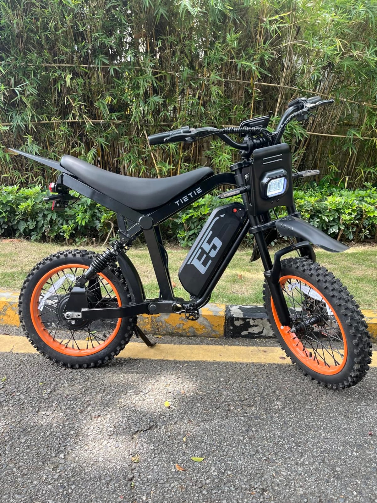 Electric Dirt Bike, 1500W Peak Electric Motorcycle with 48V 20AH Battery, Full Disc Brake and Suspensions, 50-Mile Range, 32 MPH, LCD Display & NFC Start, Off-Road E Dirt Bike customer photo 1