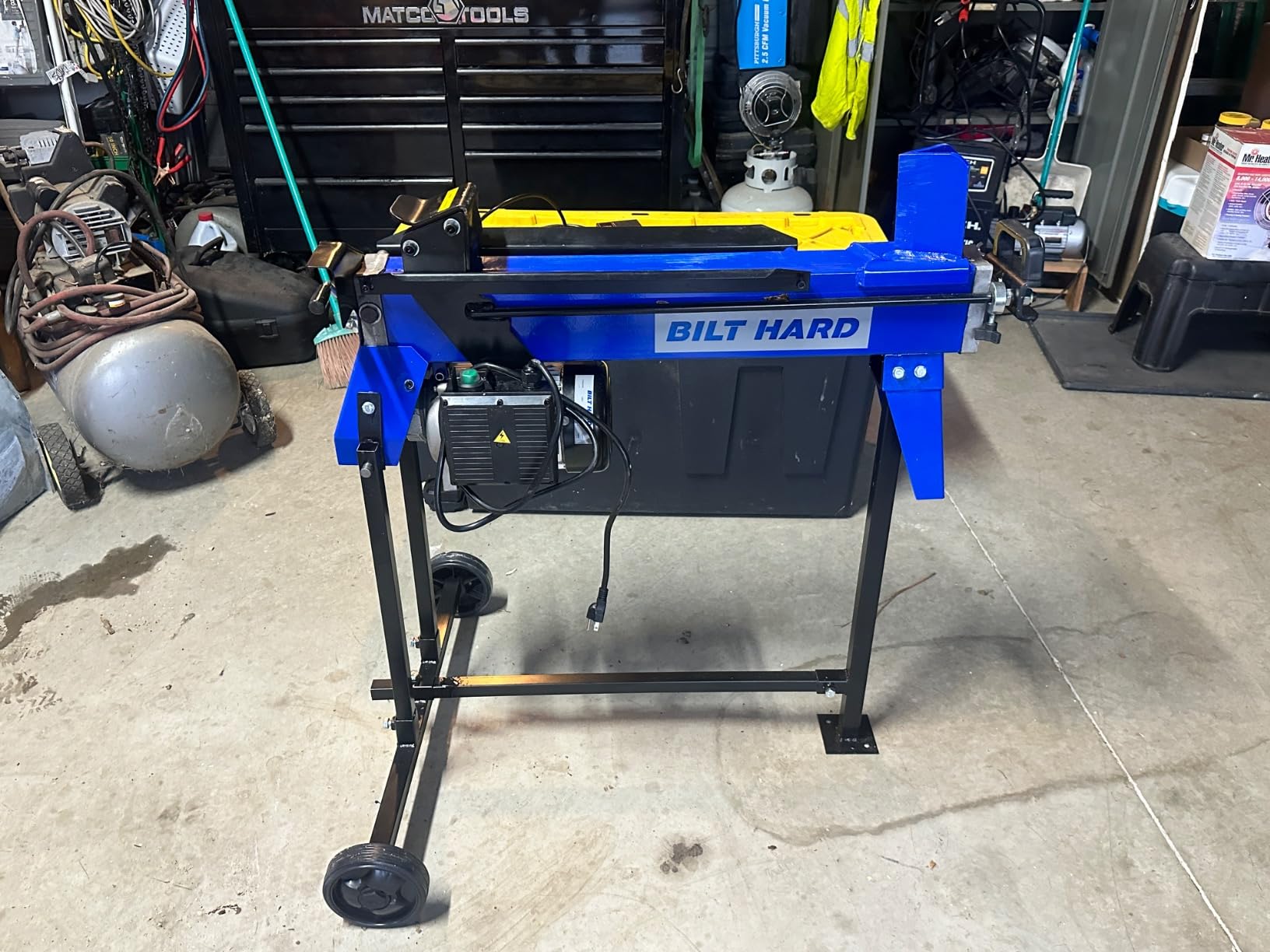 BILT HARD 14 Ton Electric Log Splitter, 15 Amp Hydraulic Firewood Splitter with 2-Stage Pump, 20 Inch Log Capacity for Home, Farm & Fireplace customer photo 1