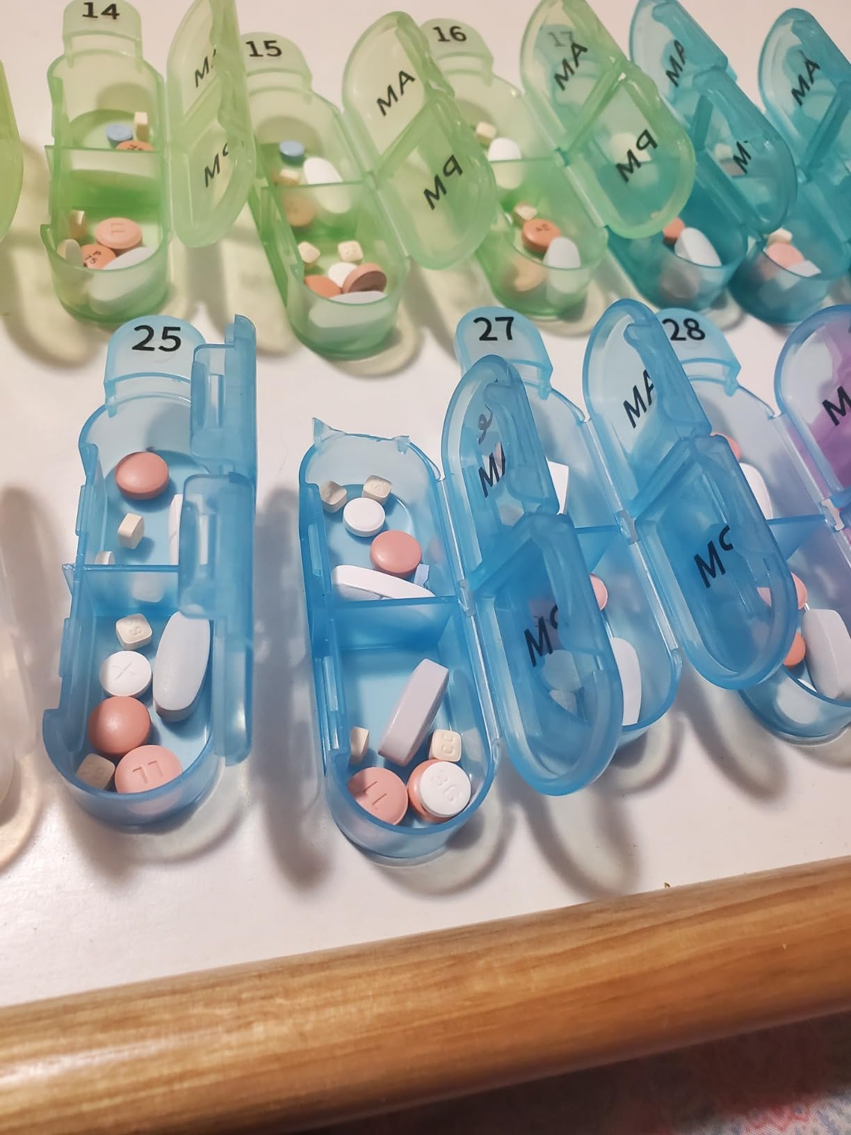 Colorwing 2025 Smart Pill Dispenser for Seniors - 31-Slot Automatic Medication Organizer with Bluetooth Alarms, Fingerprint & Mechanical Dual Lock, Daily Timed Dispenser customer photo 1