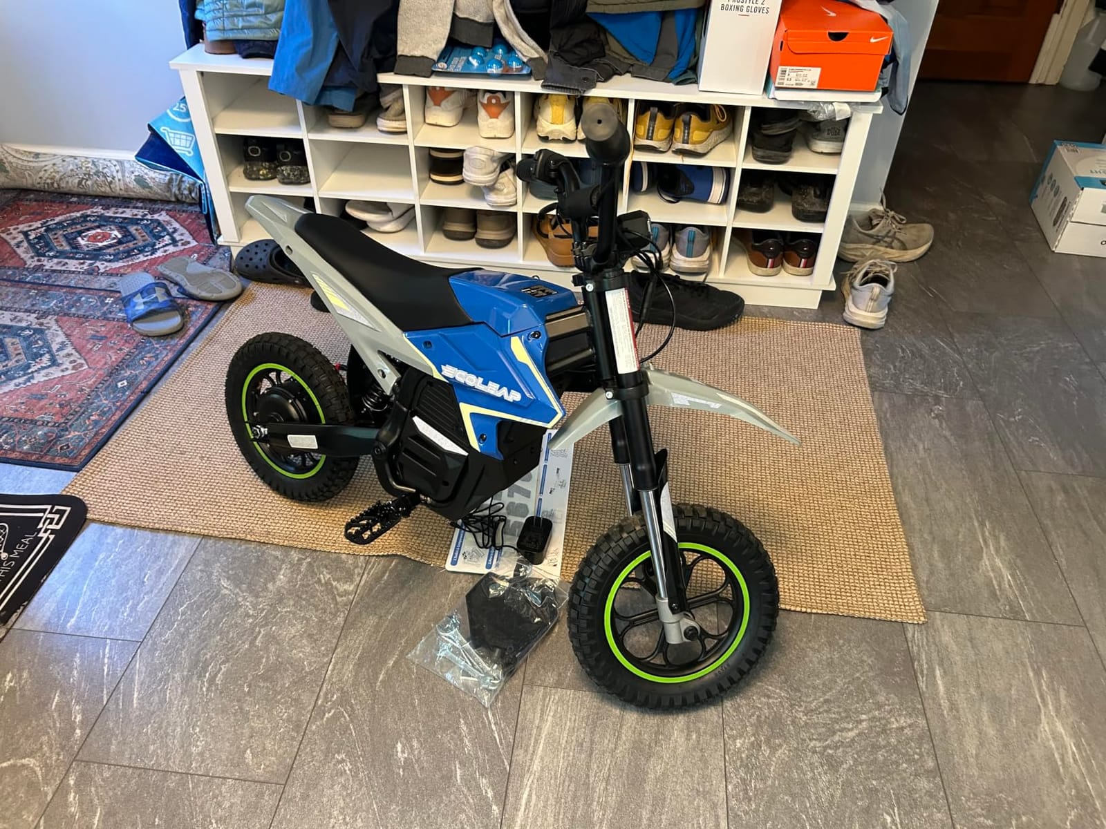 K2 Kids Electric Dirt Bike, 36V 850W Peak Motor, 20 MPH, 18-Mile Range, 3-Speed Modes, Dual Suspension & Disc Brake customer photo 1