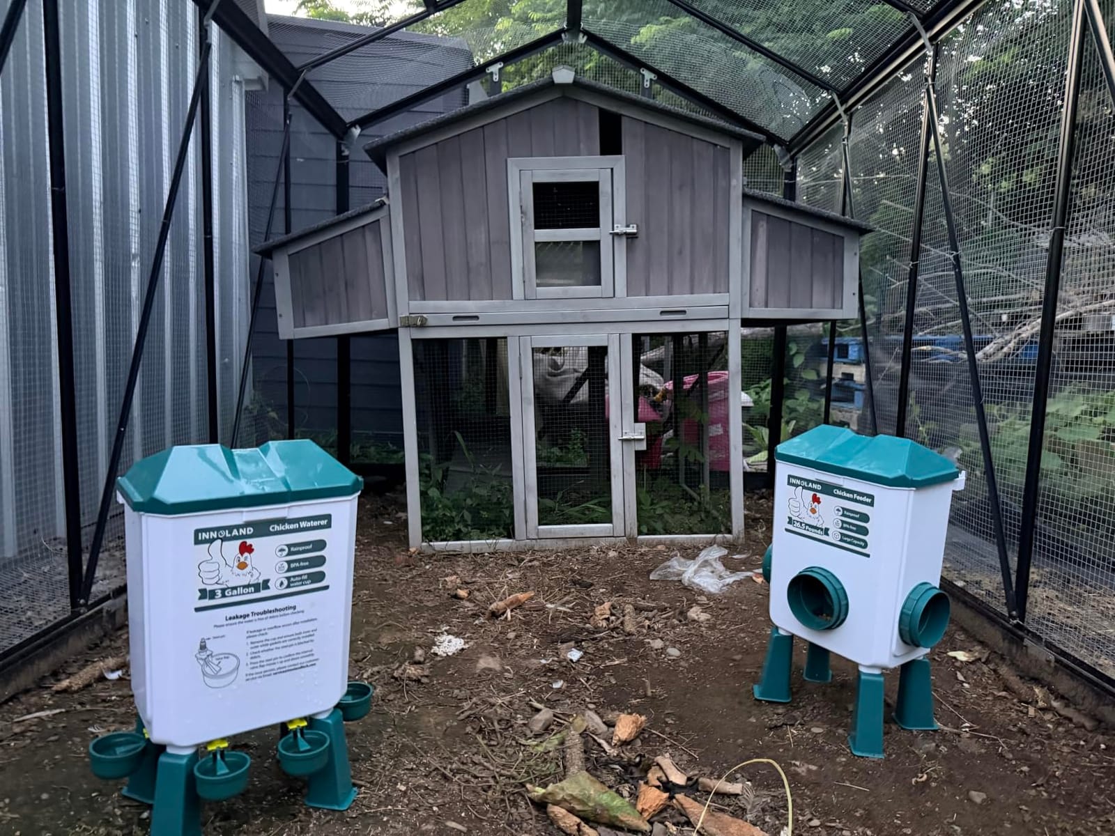 INNOLAND Chicken Feeder and Waterer Set - 3 Gallon/26.5 Pounds | Automatic Chicken Waterer, 4 Cups & 4 Feeder Ports, No Waste Poultry Feeders & Waterers, Chicken Coop Accessories for Poultry customer photo 1