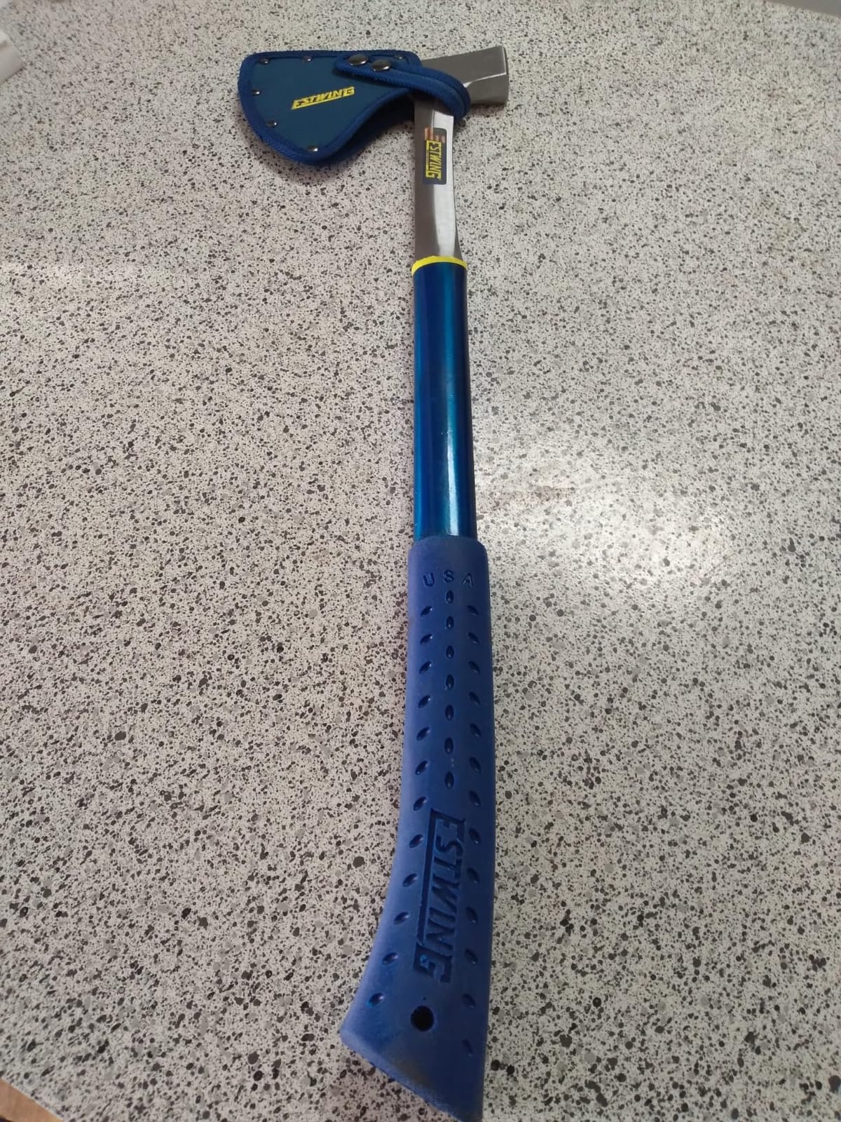 ESTWING Camper's Axe - 26