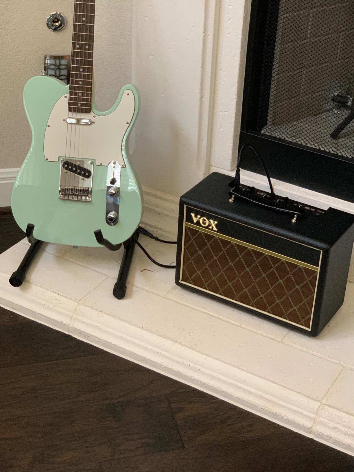 Vox Pathfinder 10 1x6.5 inch 10-watt Combo Amplifier w/ 1 Channel customer photo 2