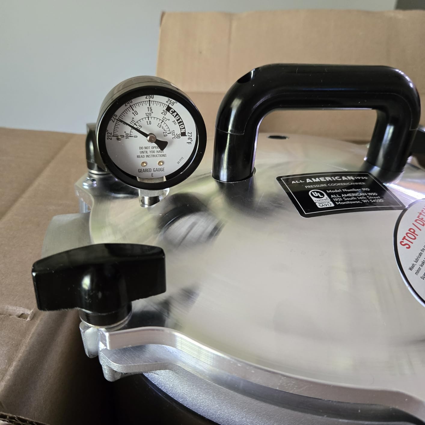 All American 1930: 10.5qt Pressure Cooker/Canner (The 910) - Exclusive Metal-to-Metal Sealing System - Easy to Open & Close - Suitable for Gas, Electric, or Flat Top Stoves - Made in the USA customer photo 1