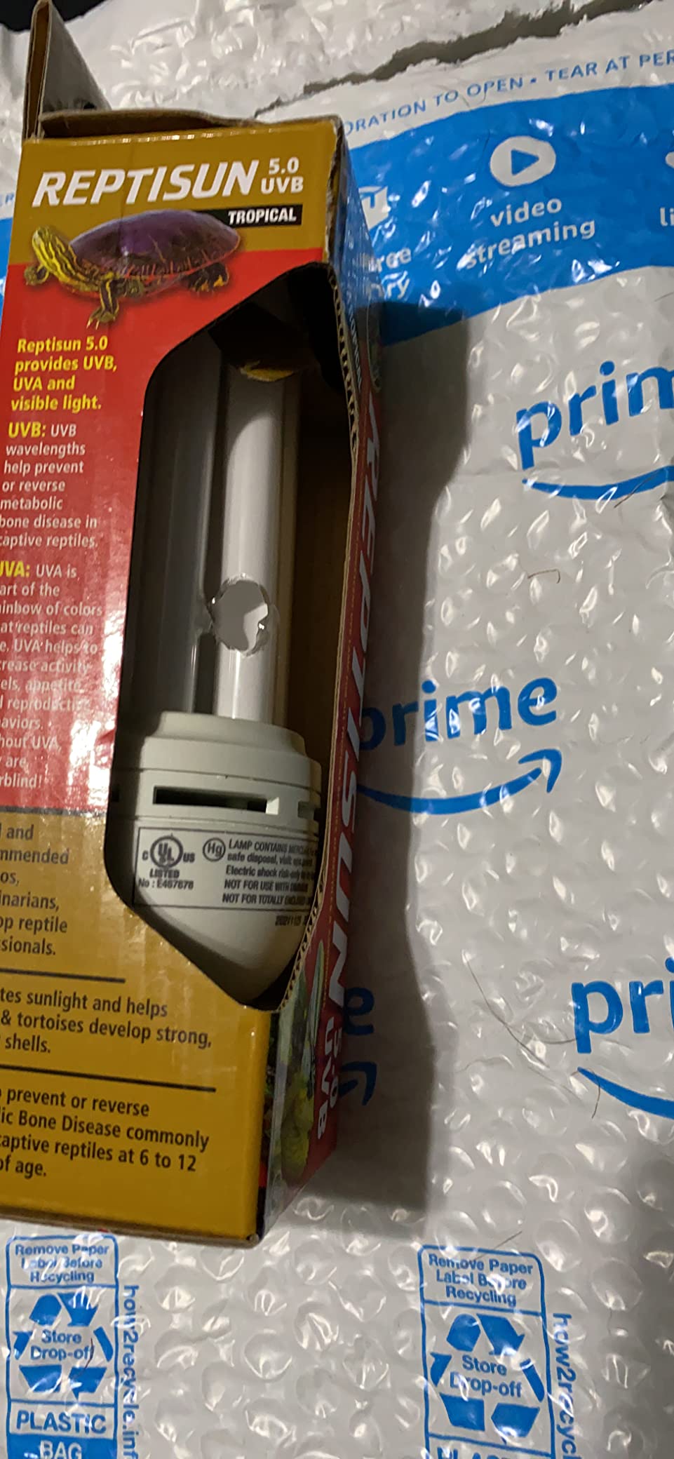Zoo Med ReptiSun Tropical Compact Fluorescent UVB Lamp, 26 Watts,White customer photo 2
