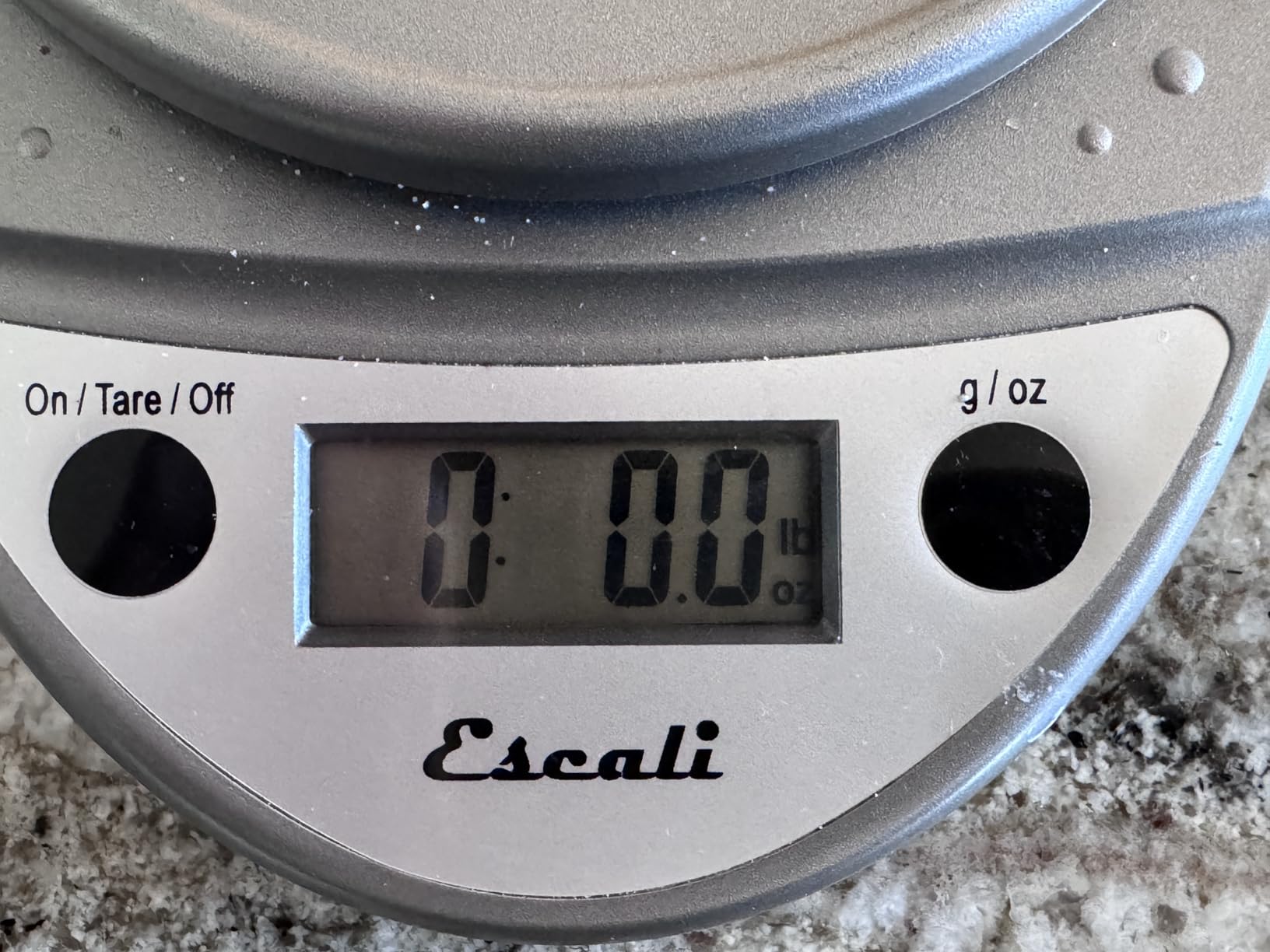 Escali Primo Digital Food Scale Multi-Functional Kitchen Scale and Baking Scale for Precise Weight Measuring and Portion Control, 8.5 x 6 x 1.5 inches, Chrome customer photo 1