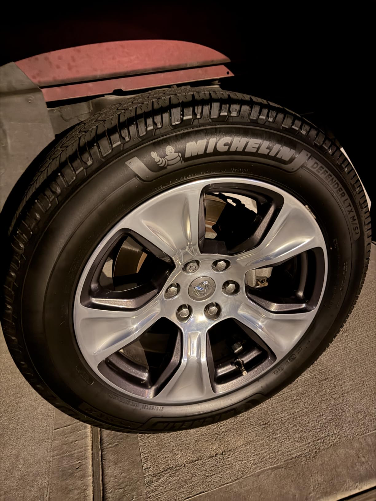 Meguiar’s Endurance Tire Gel - Tire Shine Gel, Premium Car Tire Shine For A Lasting Glossy Finish; Apply To Tires Cars, Trucks & Suvs To Keep Tires Looking Deep Black And Clean -16 Oz customer photo 2