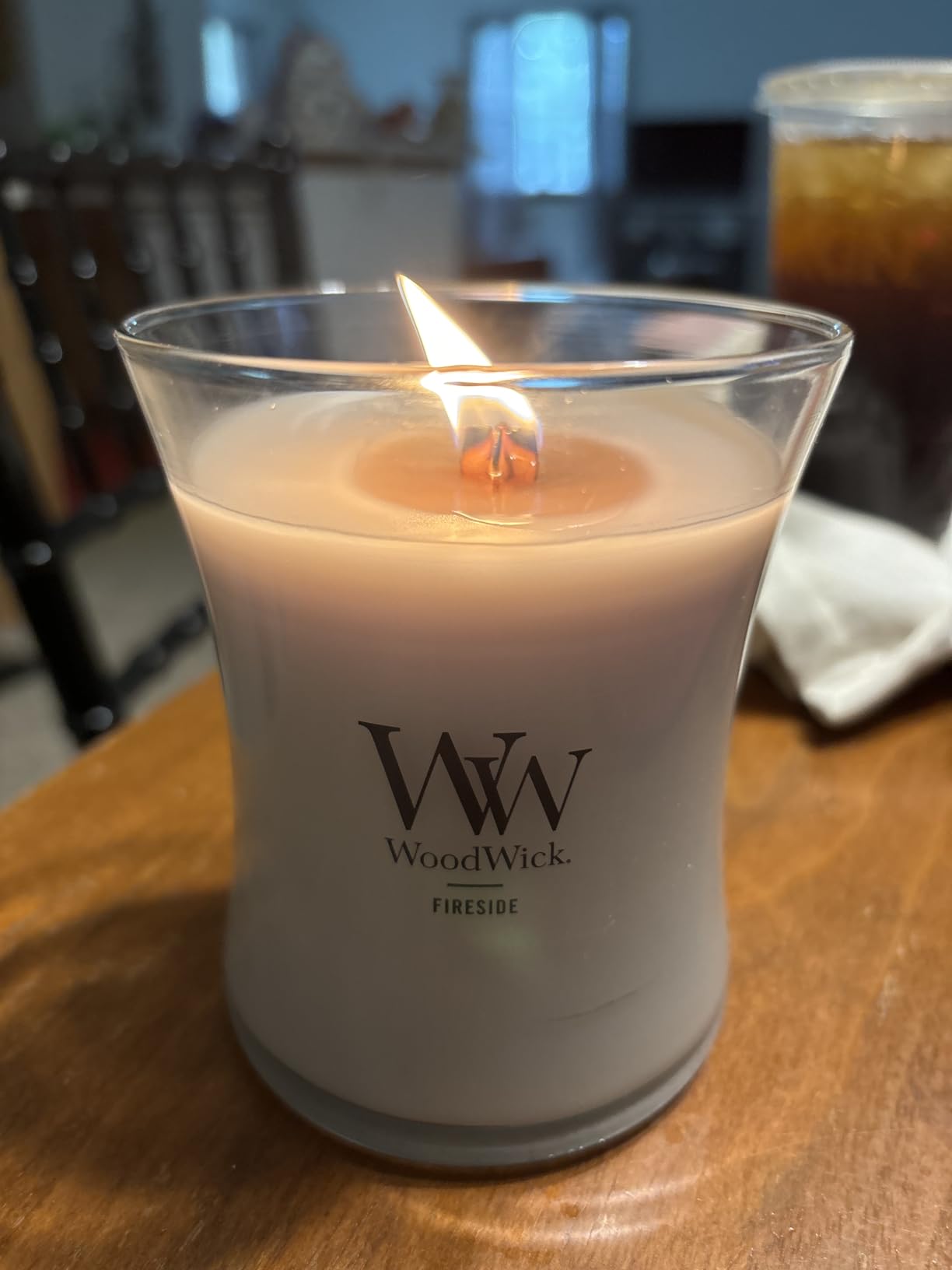 WoodWick Fireside Holiday Candle Gifts for Women and Men, 9.7 oz Medium Hourglass Candle with Crackling Wick customer photo 1