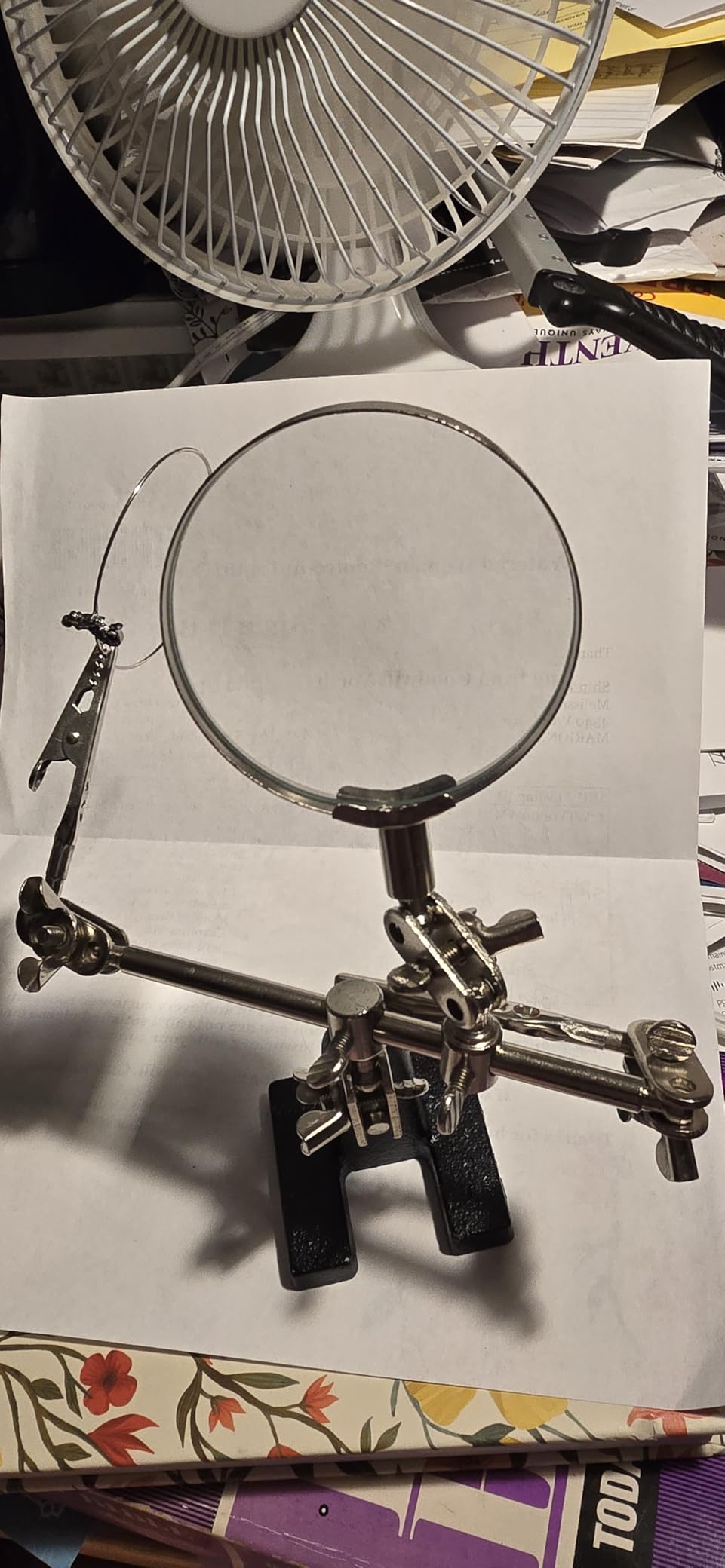 NEIKO 01902 Adjustable Helping Hand with Magnifying Glass, Third Hand Solder Aid, Soldering Wire Station Stand with Dual Alligator Clips and a Heavy Base, Beading & Jewelry Making Tools, Solder Holder customer photo 1