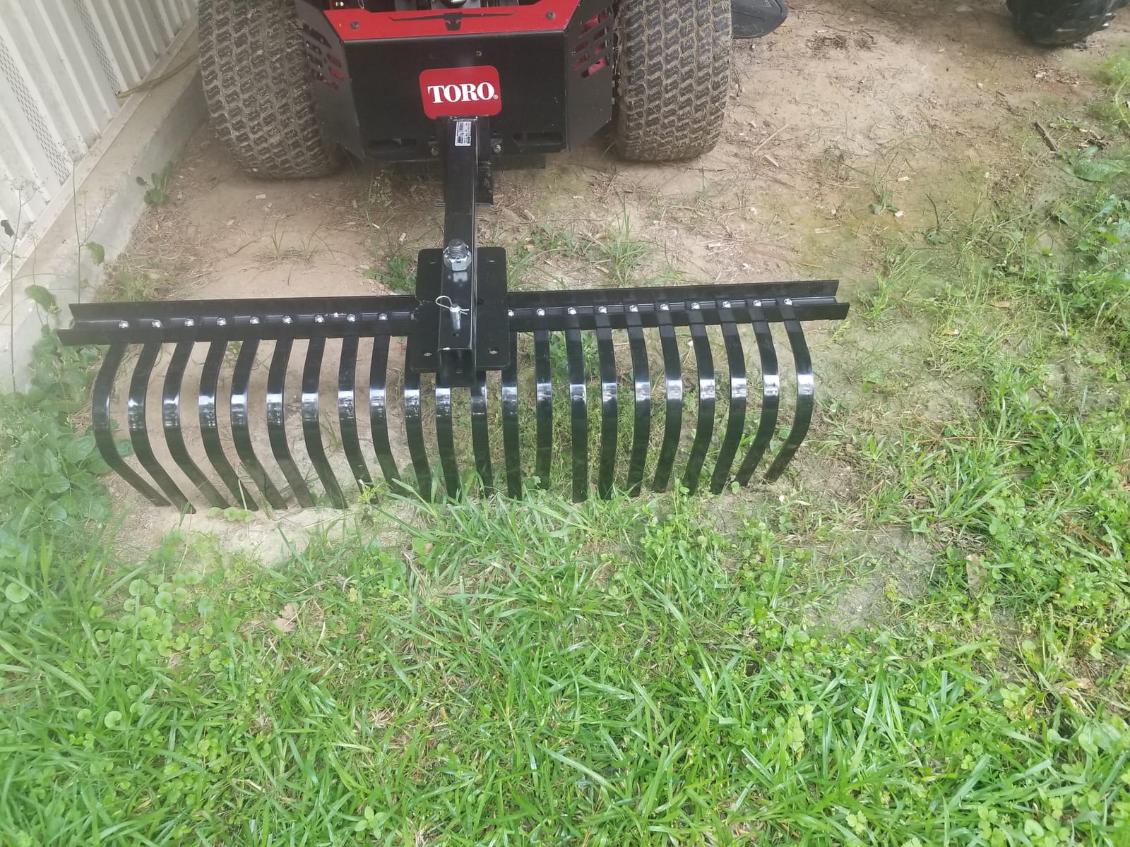 Agri-Fab 45-0366 Ground-Engaging Attachment Sleeve Hitch GT Rock Rake,Black,Large customer photo 1