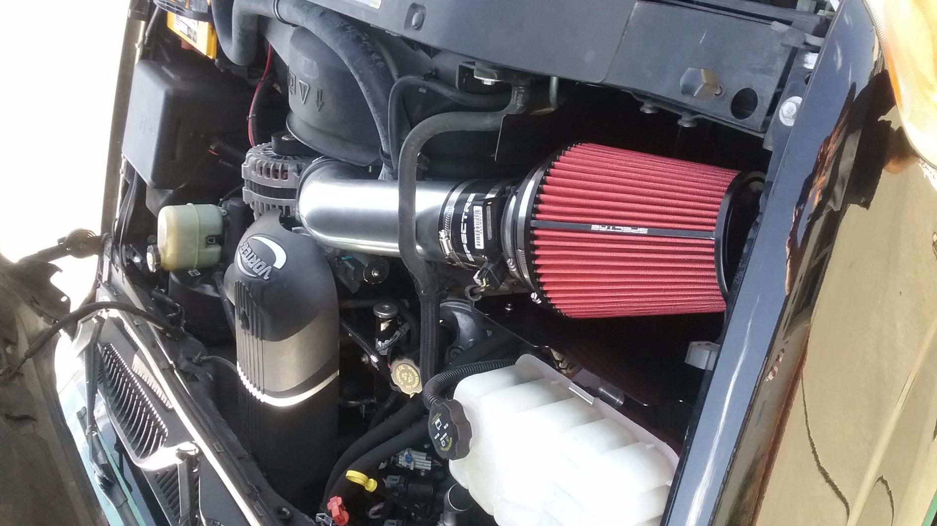 Spectre Performance Air Intake Kit: High Performance, Desgined to Increase Horsepower: Fits 1999-2007 CHEVROLET/GMC/CADILLAC (Silverado, Avalanche, Suburban, Tahoe, Sierra, Yukon, Escalade) SPE-9900 customer photo 2