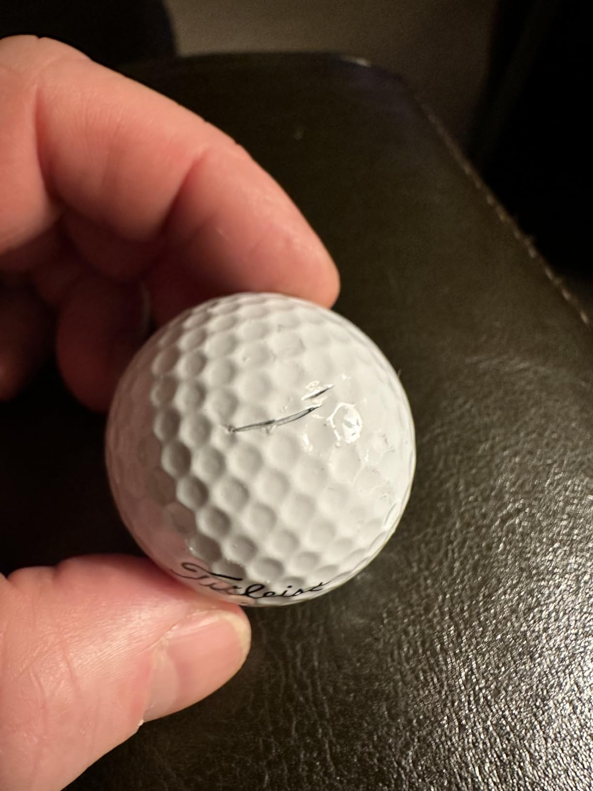 Titleist Pro V1 Mint Refinished Official Golf Balls (One Dozen) Packaging May Vary customer photo 2