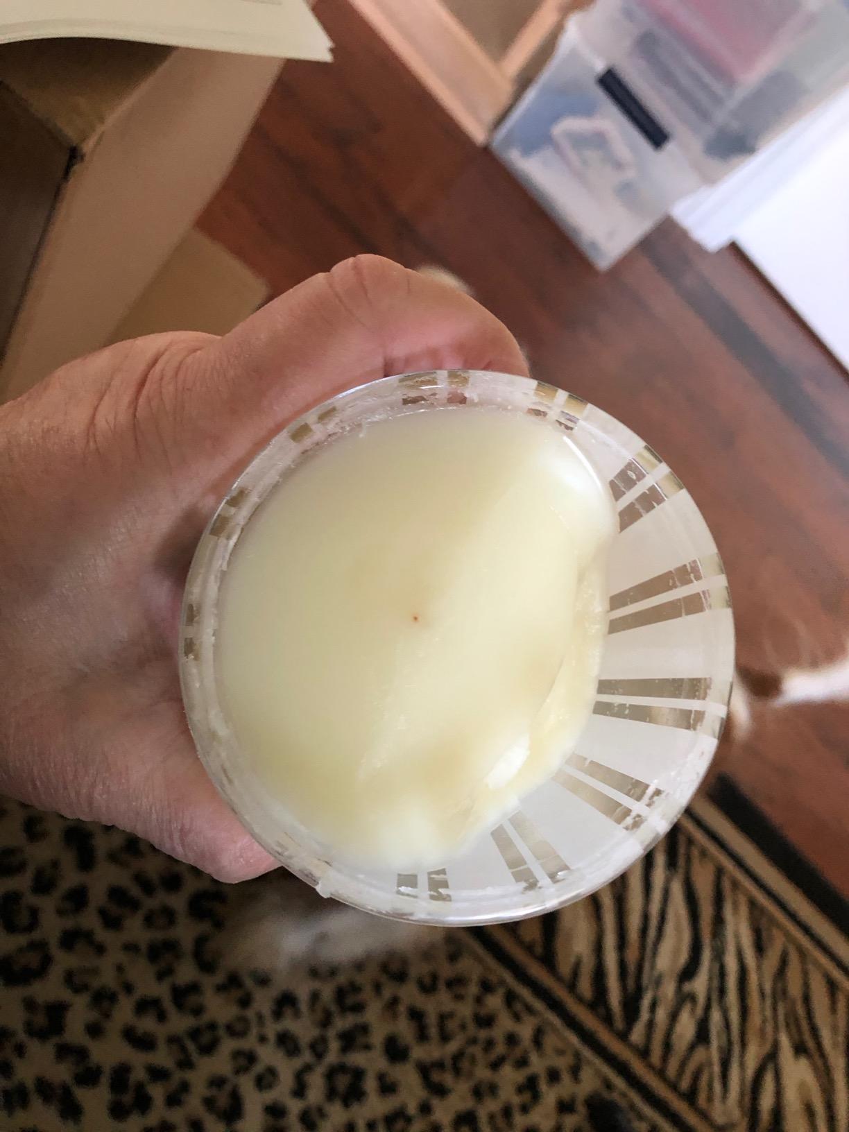 NEST New York Classic Candle, Orange Blossom - 8.1 oz - Up to 60-Hour Burn Time - Reusable Glass Vessel customer photo 1