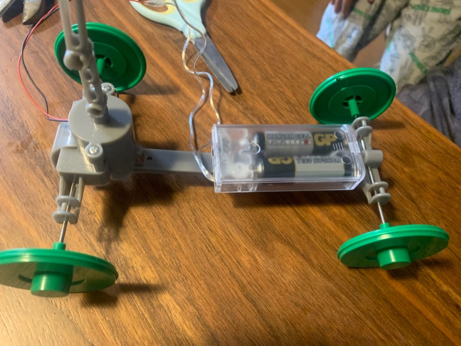4M Green Science Solar Rover, DIY STEAM Powered Kids Science Kit, Boys & Girls Ages 5+ customer photo 1
