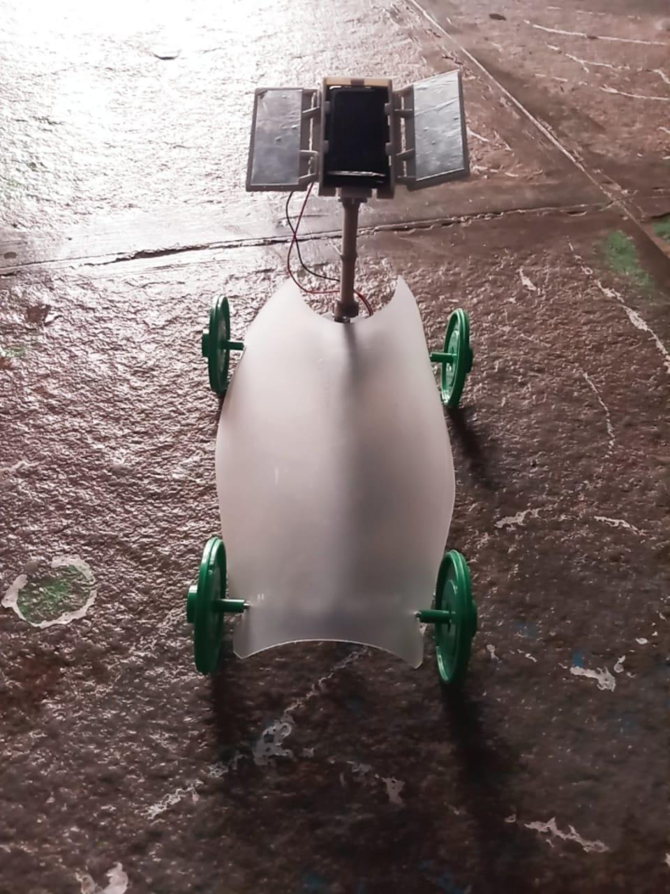 4M Green Science Solar Rover, DIY STEAM Powered Kids Science Kit, Boys & Girls Ages 5+ customer photo 2