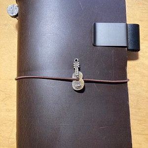 Midori Traveler's Notebook Journal Passport Size - Brown customer photo 1