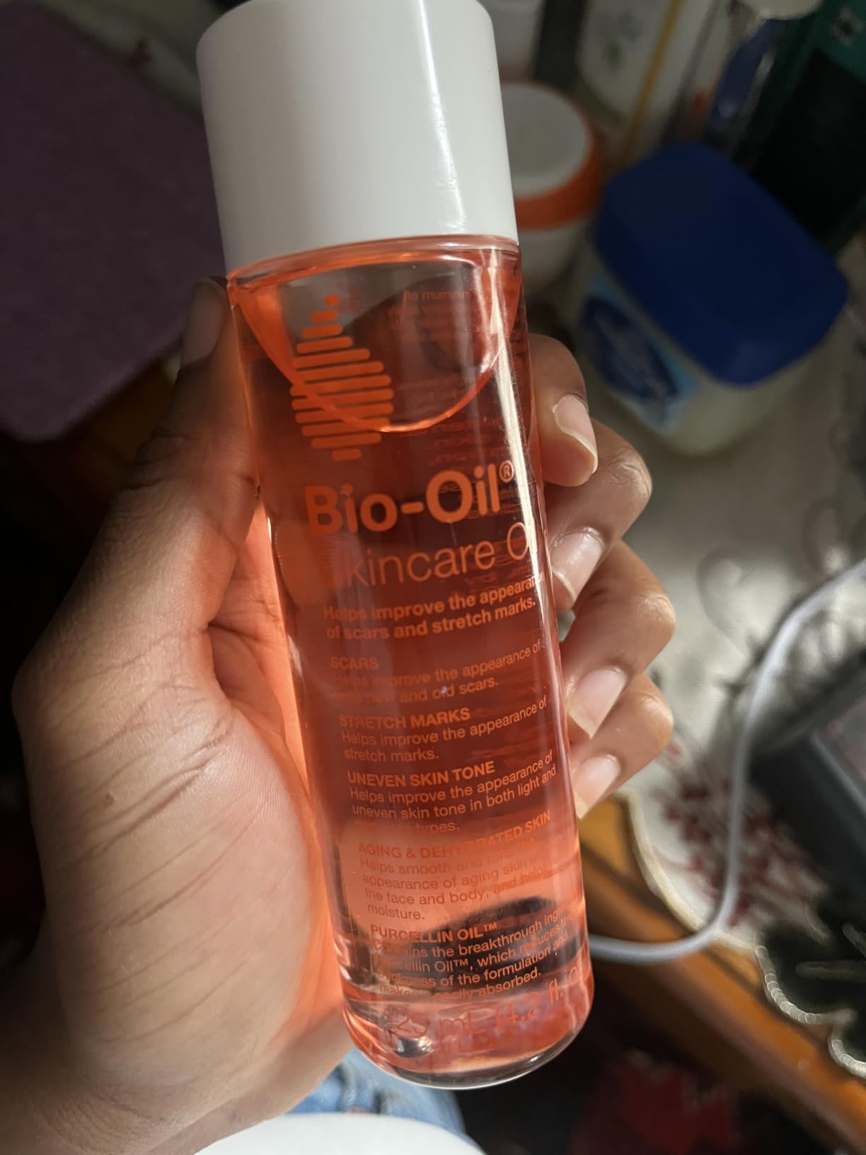 Bio-Oil Skincare Body Oil Serum for Scars and Stretch Marks, Face and Body Moisturizer with Vitamin E & A for Sensitive Dry Skin, Dermatologist Recommended, Non-Comedogenic, 4.2 Oz customer photo 2