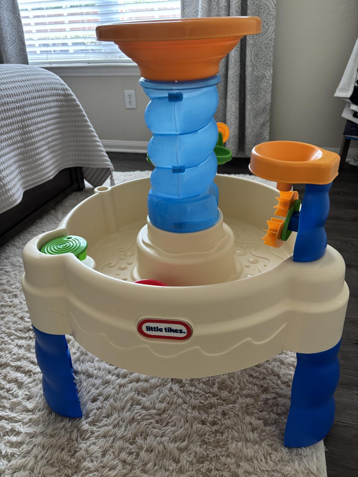 Little Tikes Spiralin' Seas Waterpark Play Table, Multicolor customer photo 2