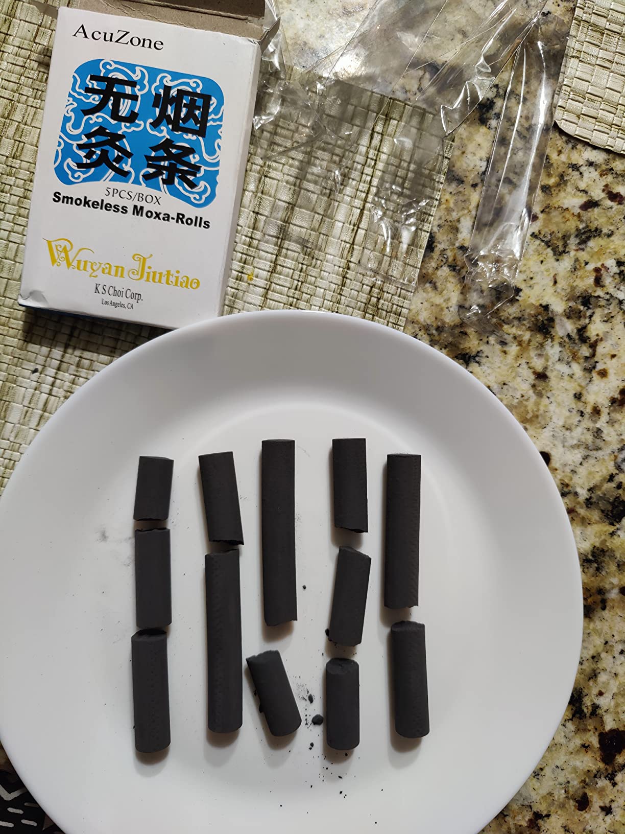 Acuzone Smokeless Moxa-Rolls (1) customer photo 1