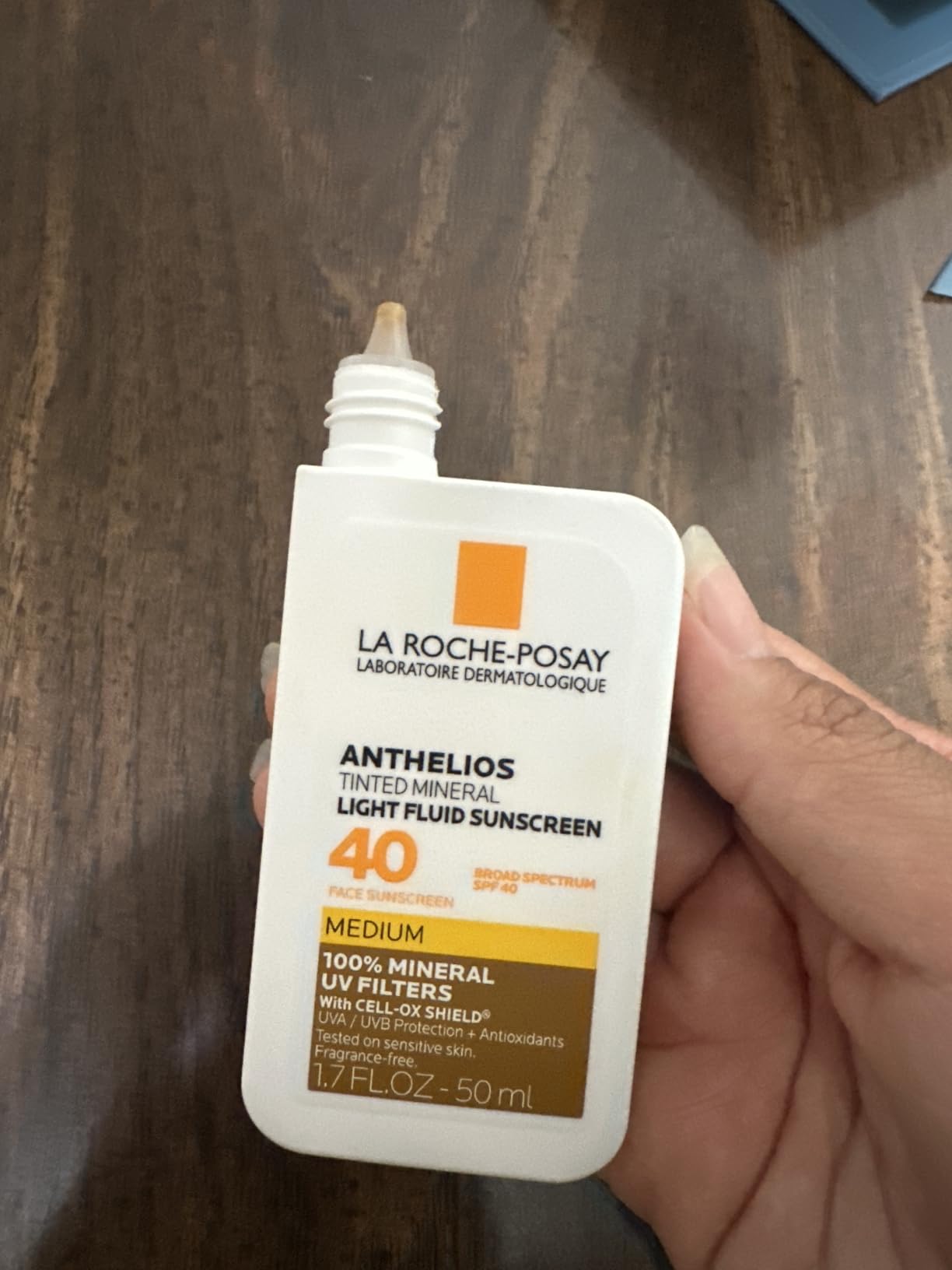 La Roche-Posay Anthelios Mineral Light Fluid Sunscreen for Face in 5 shades customer photo 2