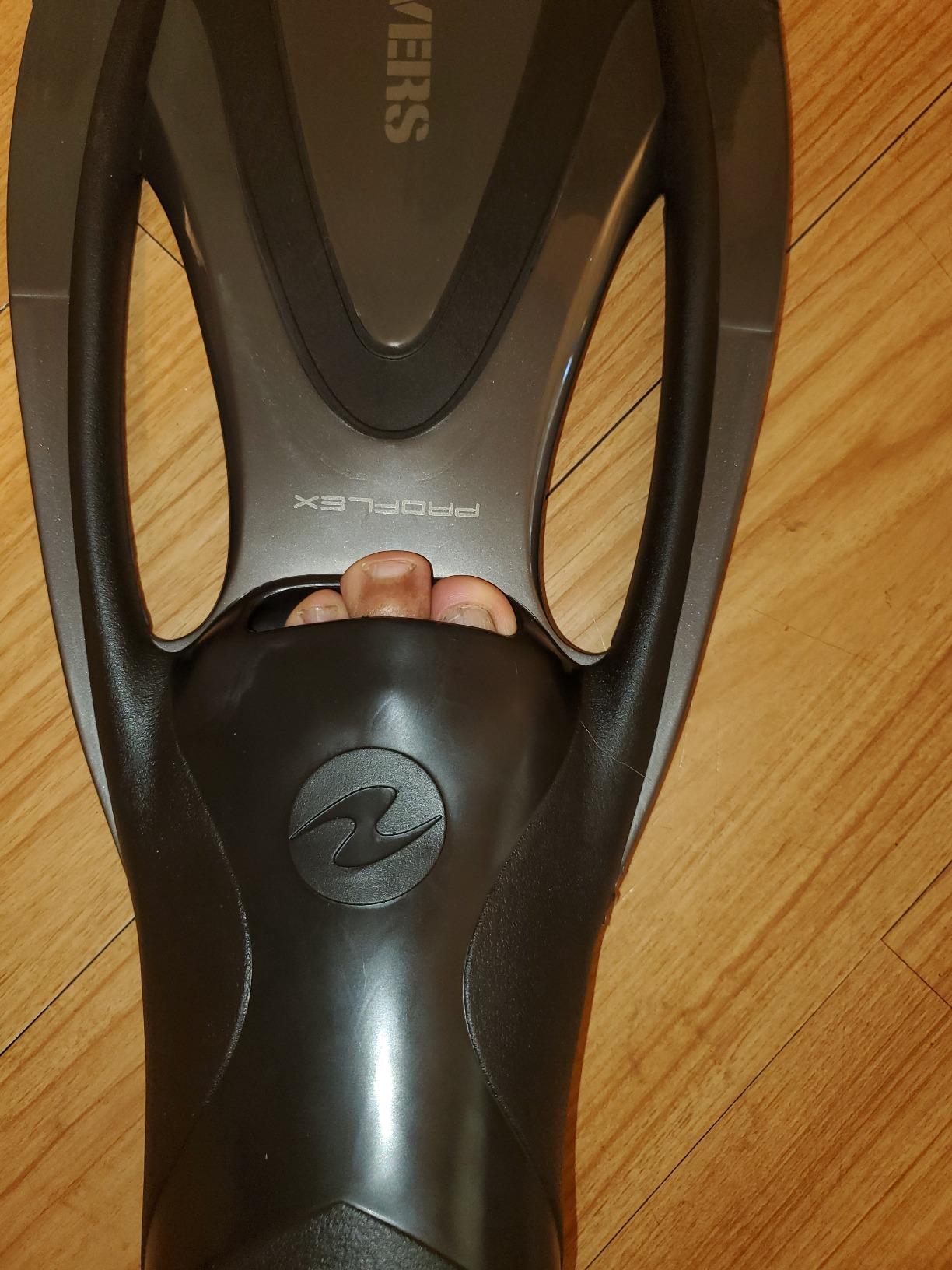U.S. Divers Adult Cozumel Mask/Seabreeze II Snorkel/Proflex Fins/Gearbag customer photo 1